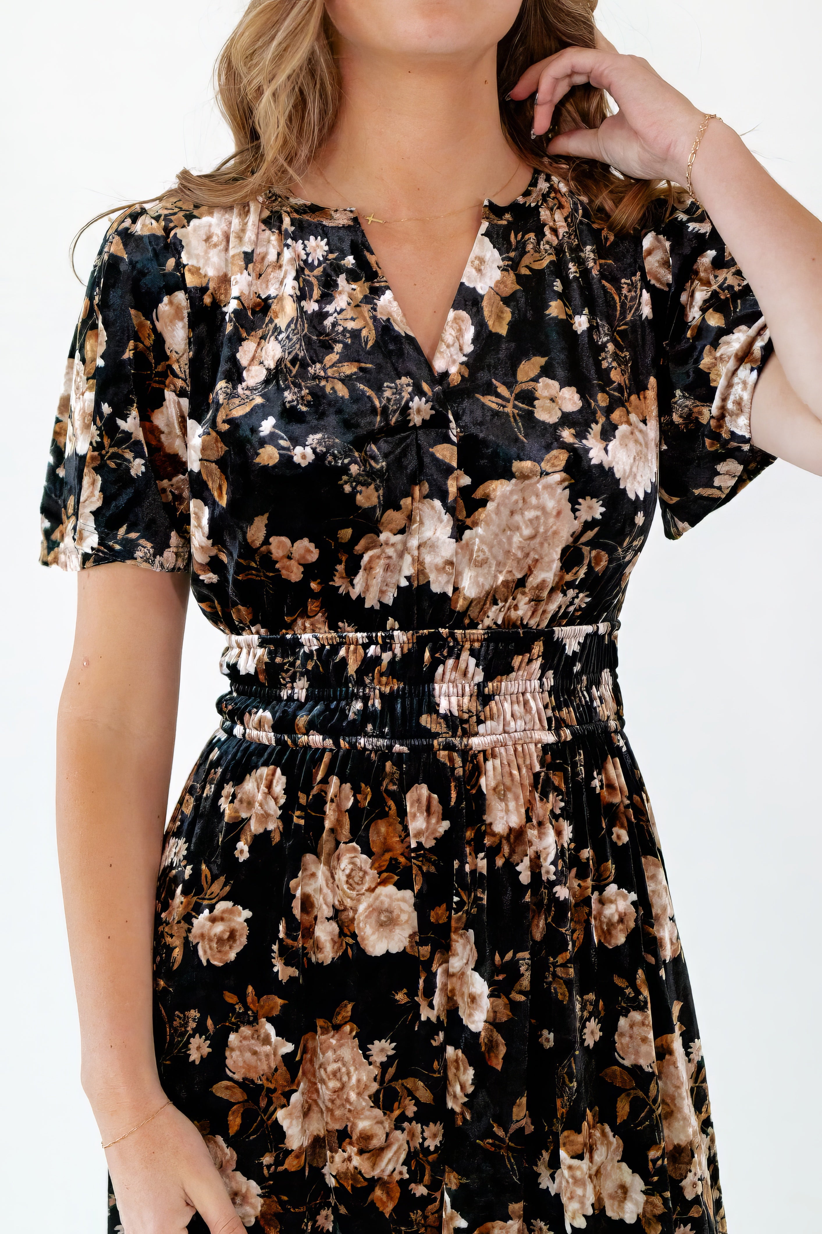 Meyclub Boutique: Exclusive Designer Brands At Unbeatable Prices - j5r3u6a