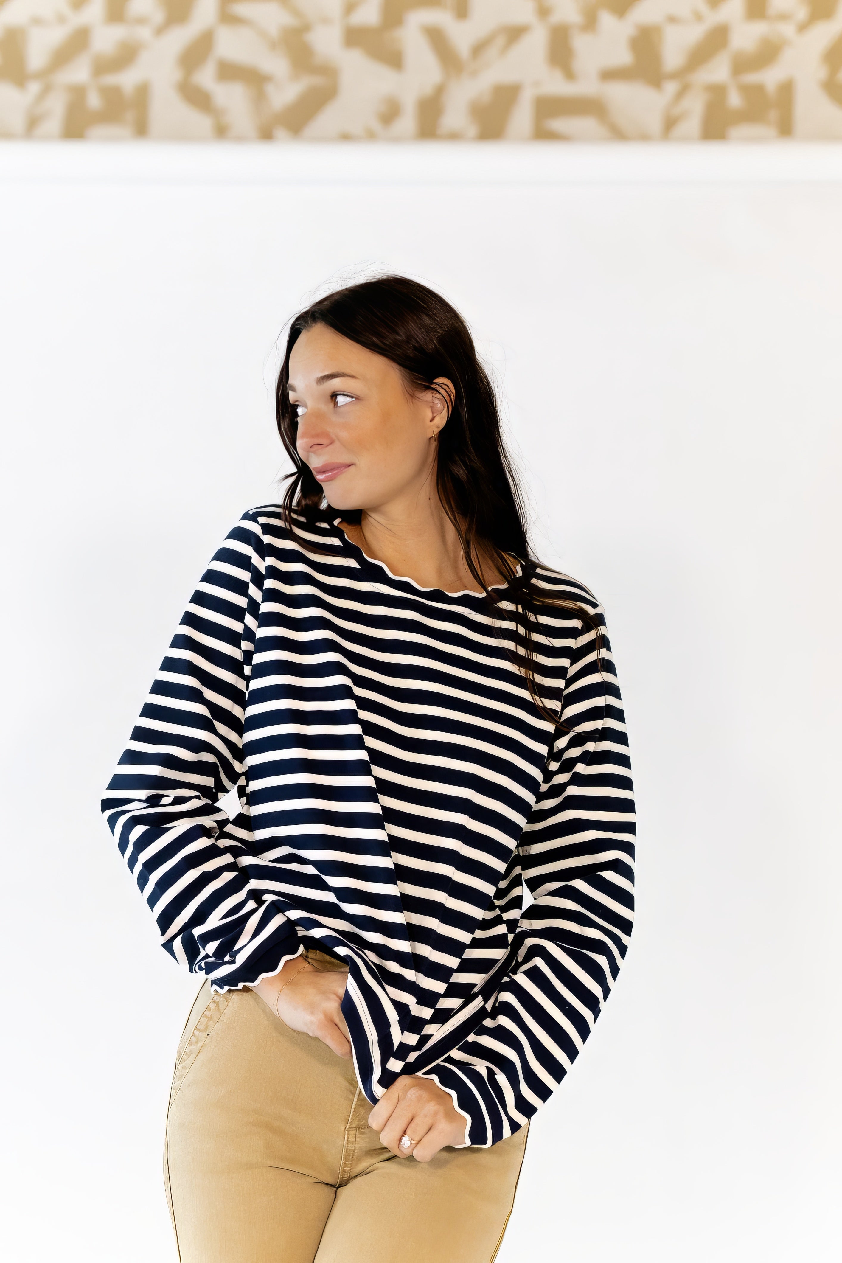 Laudine Scallop Detail Top