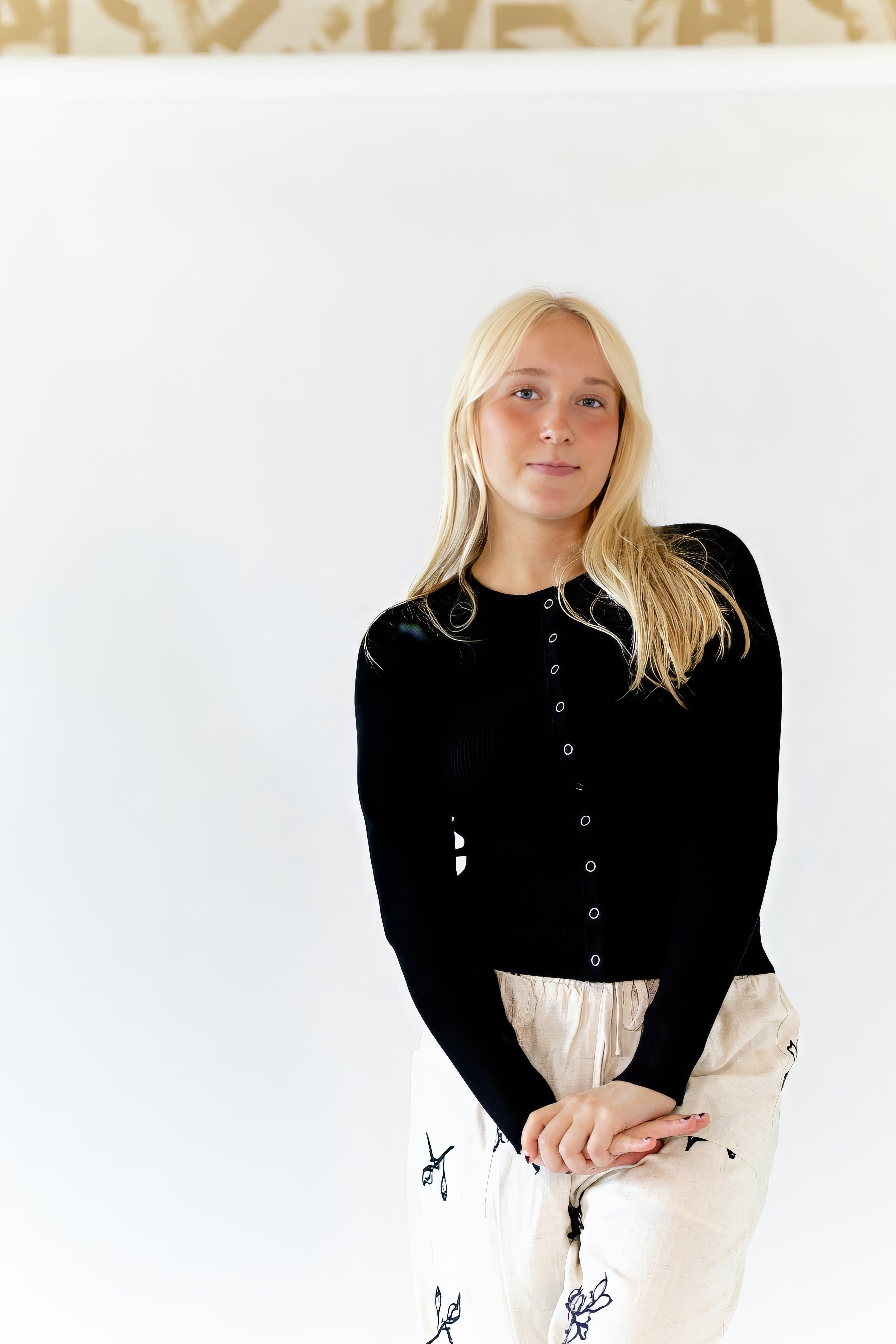 Opa Snap Button Cardigan · Black