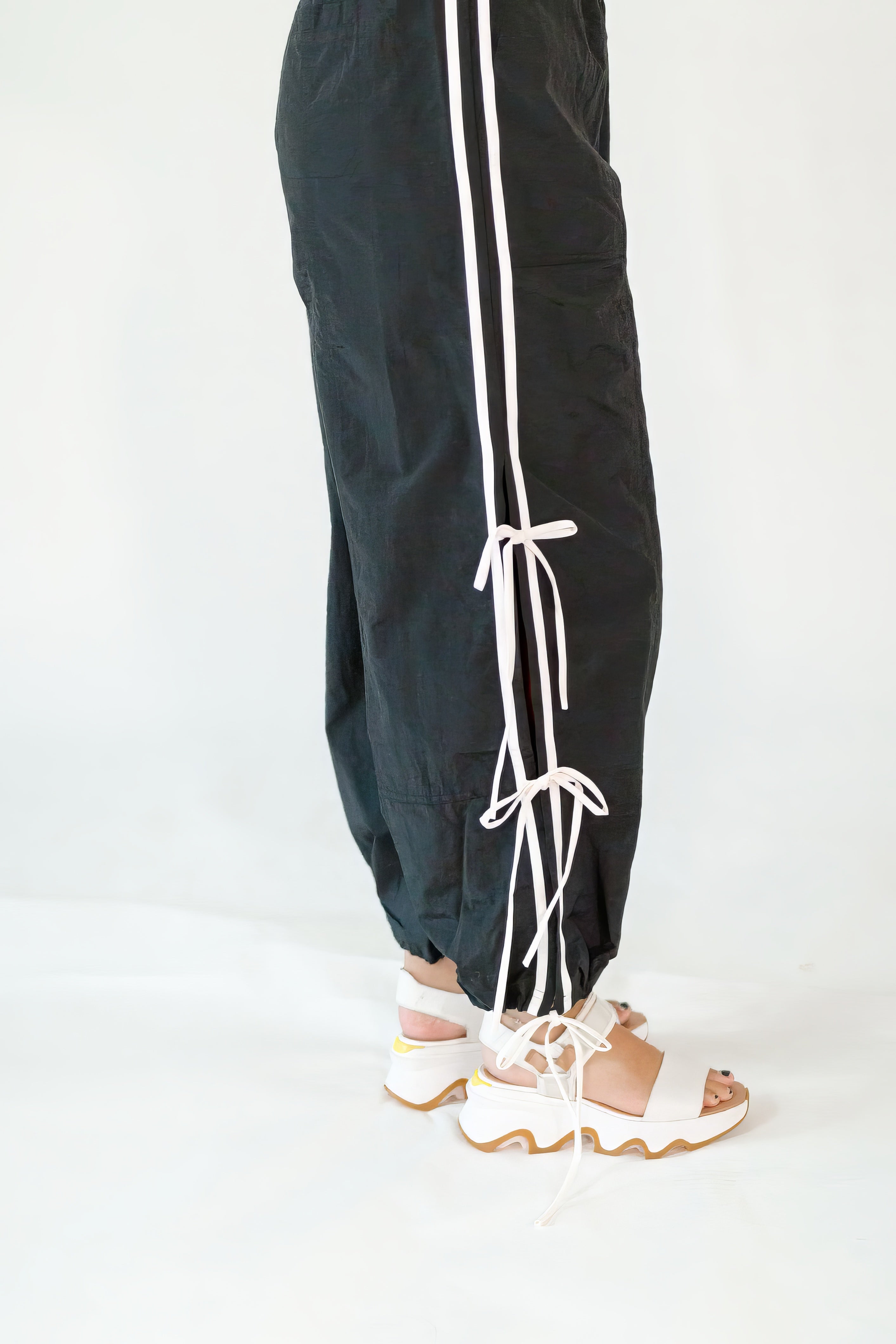 Jetson Side Tie Joggers – Twirl Boutique
