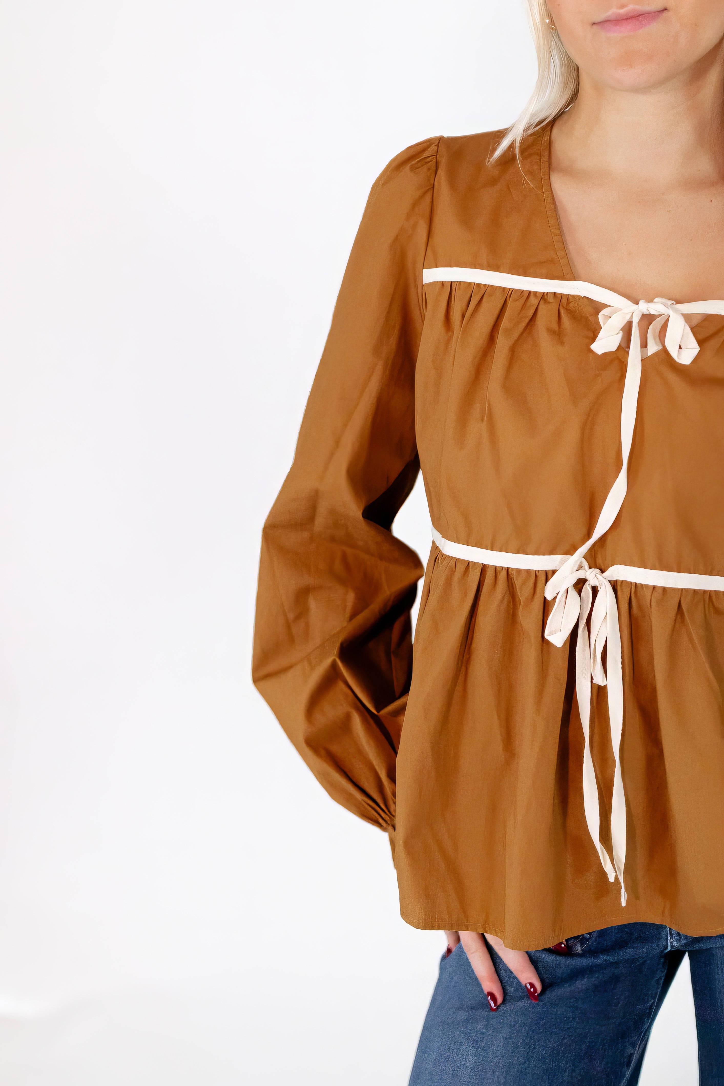 Wynter Tie Front Top