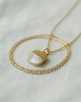 Shell-Style Necklace with Vintage Charm
