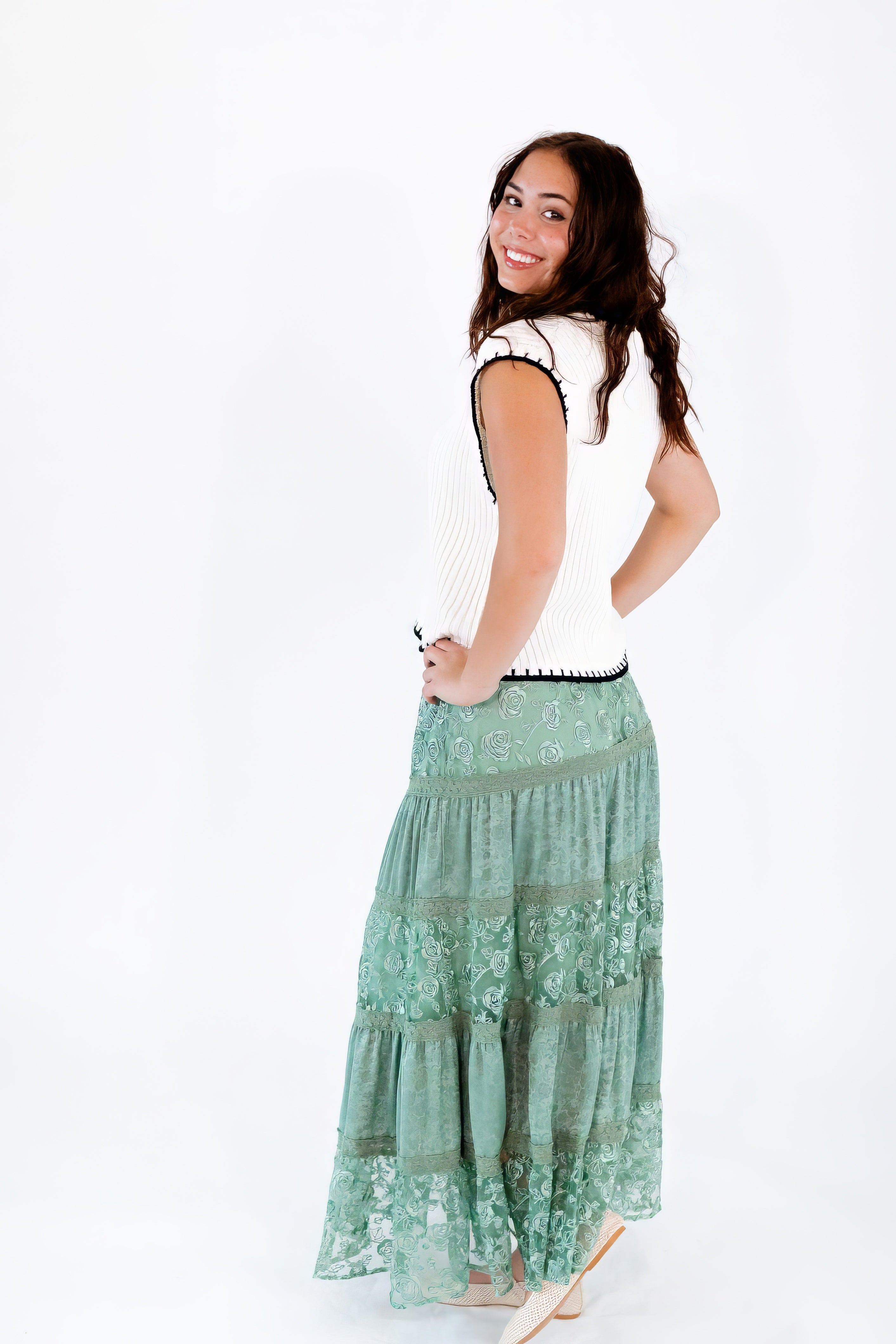 Aralyn Tiered Lace Skirt