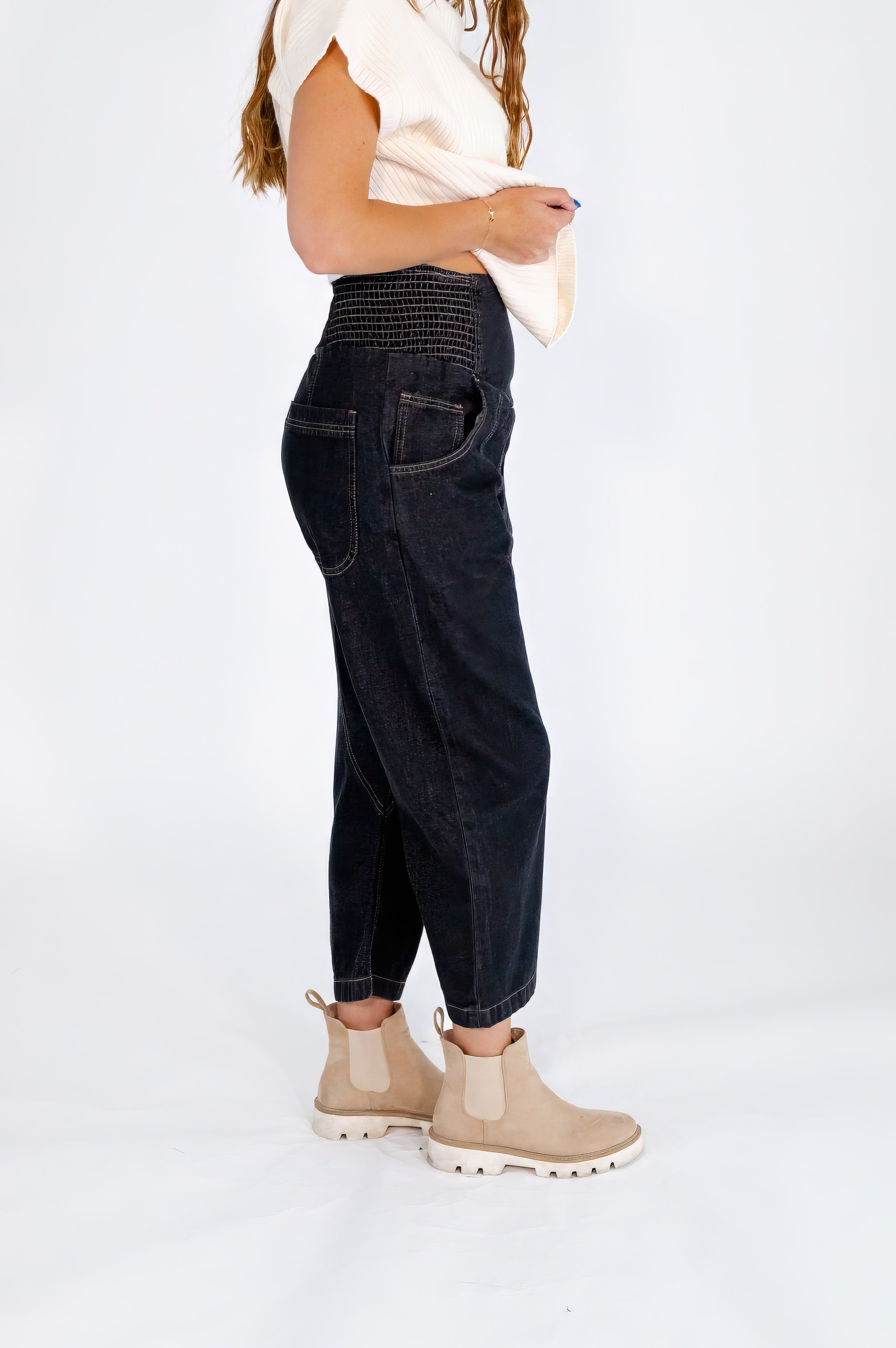 Veden Relaxed Fit Jogger Pants