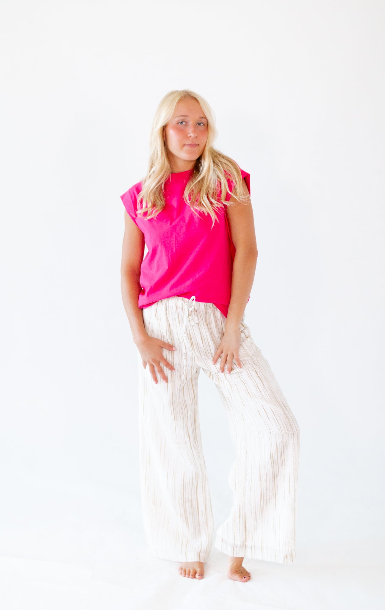 Higgins Muscle Tee · Fuchsia