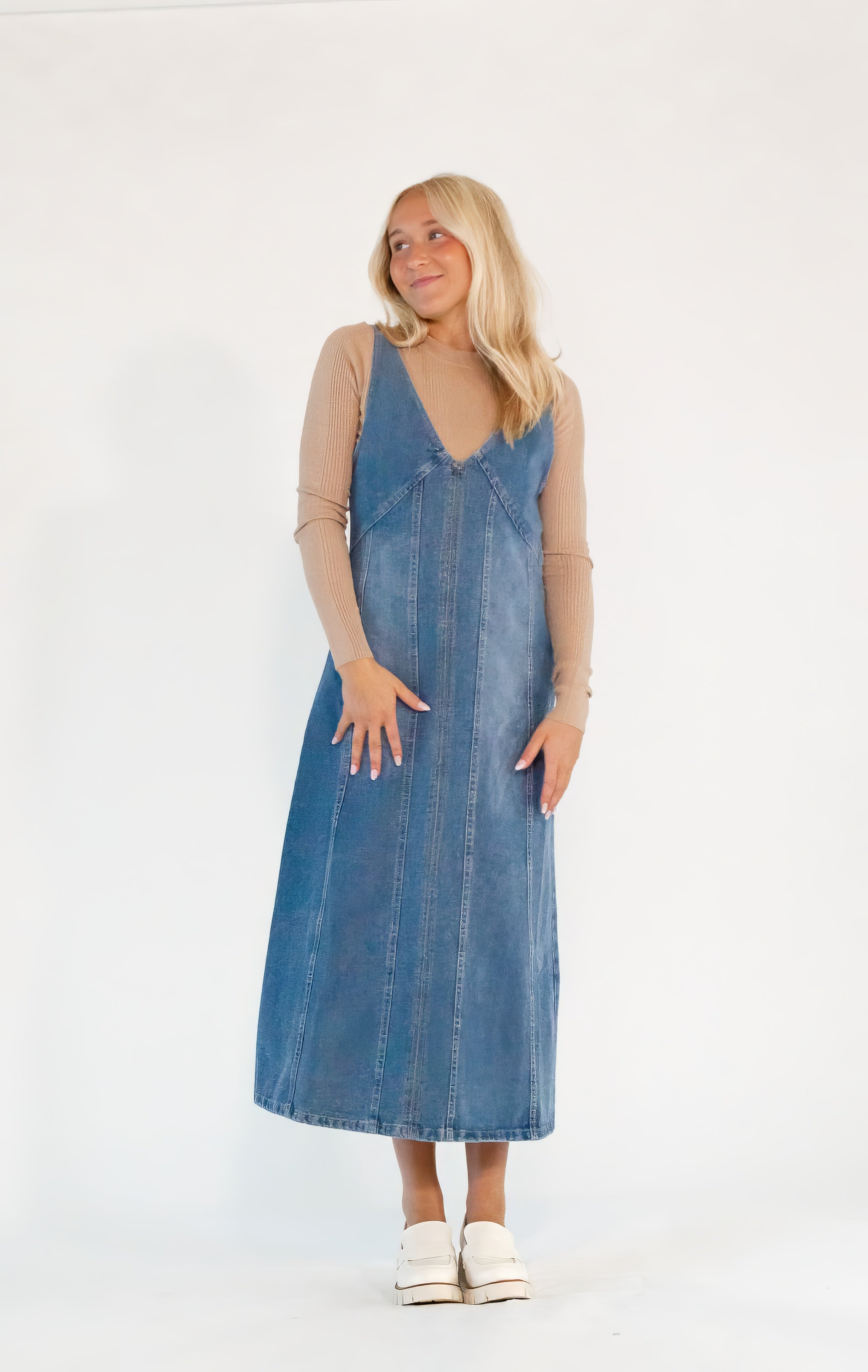 Oda Denim Maxi Dress