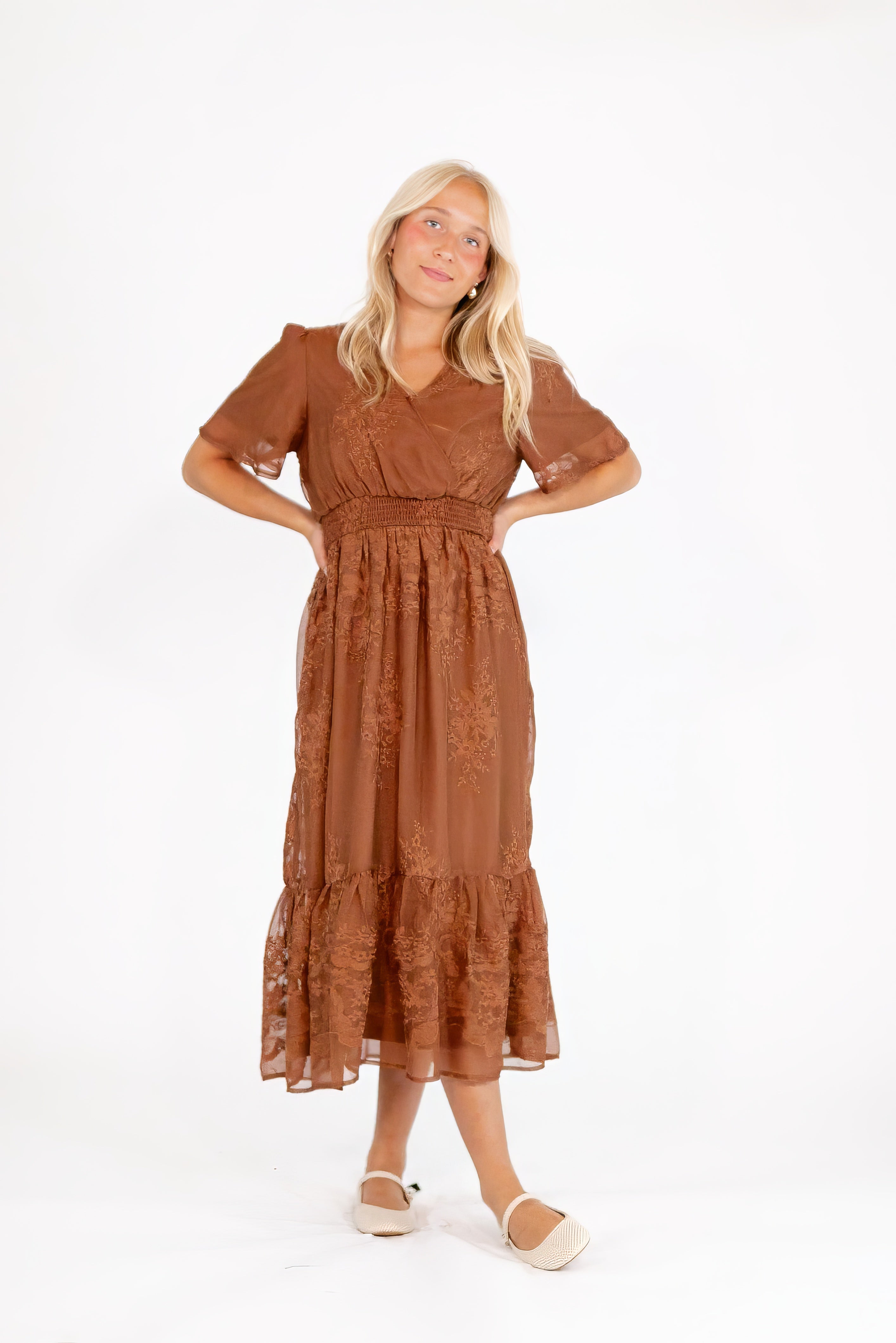 Adina Embroidered Dress・Mocha Brown