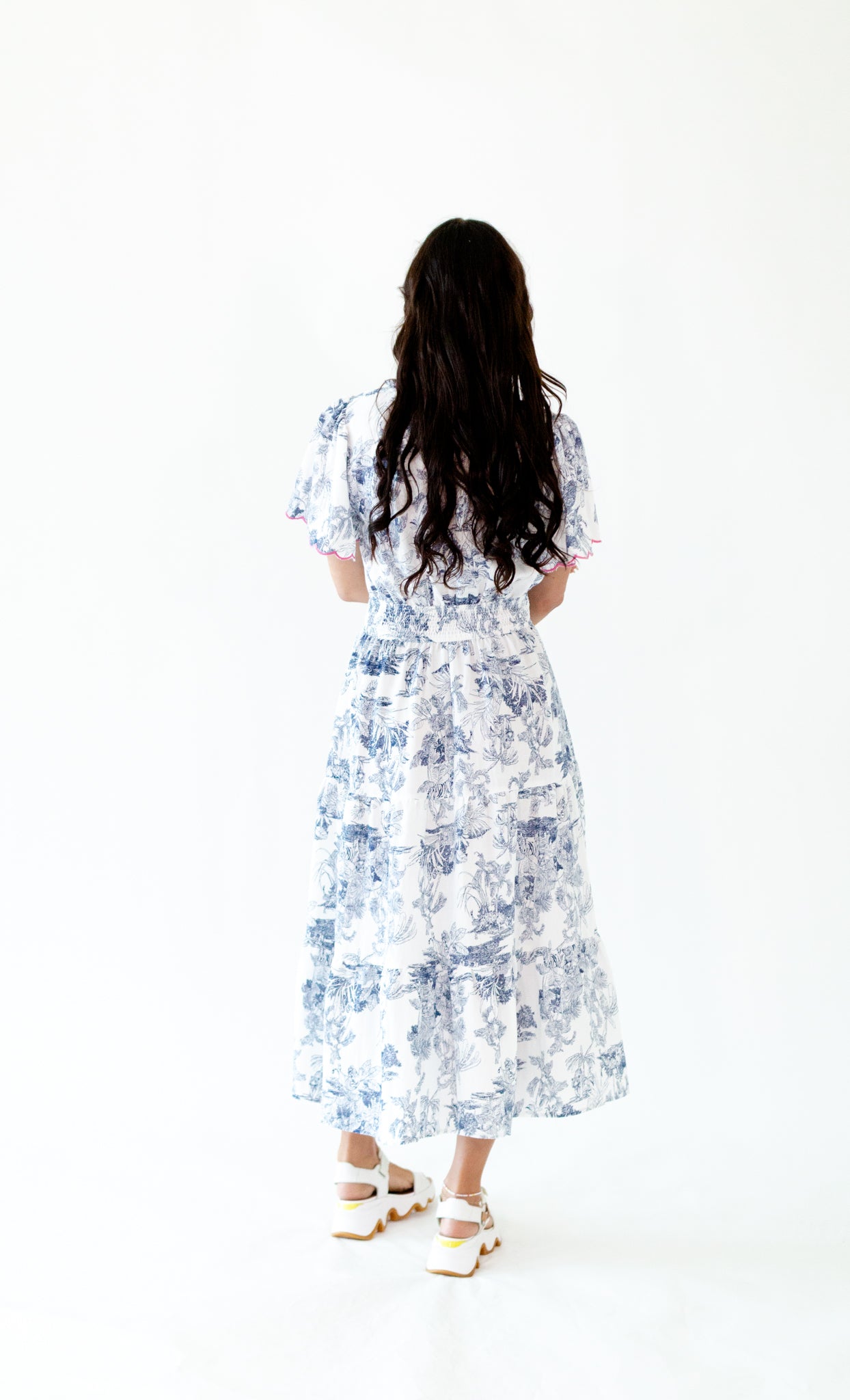 Parisian Scalloped Sleeve Dress