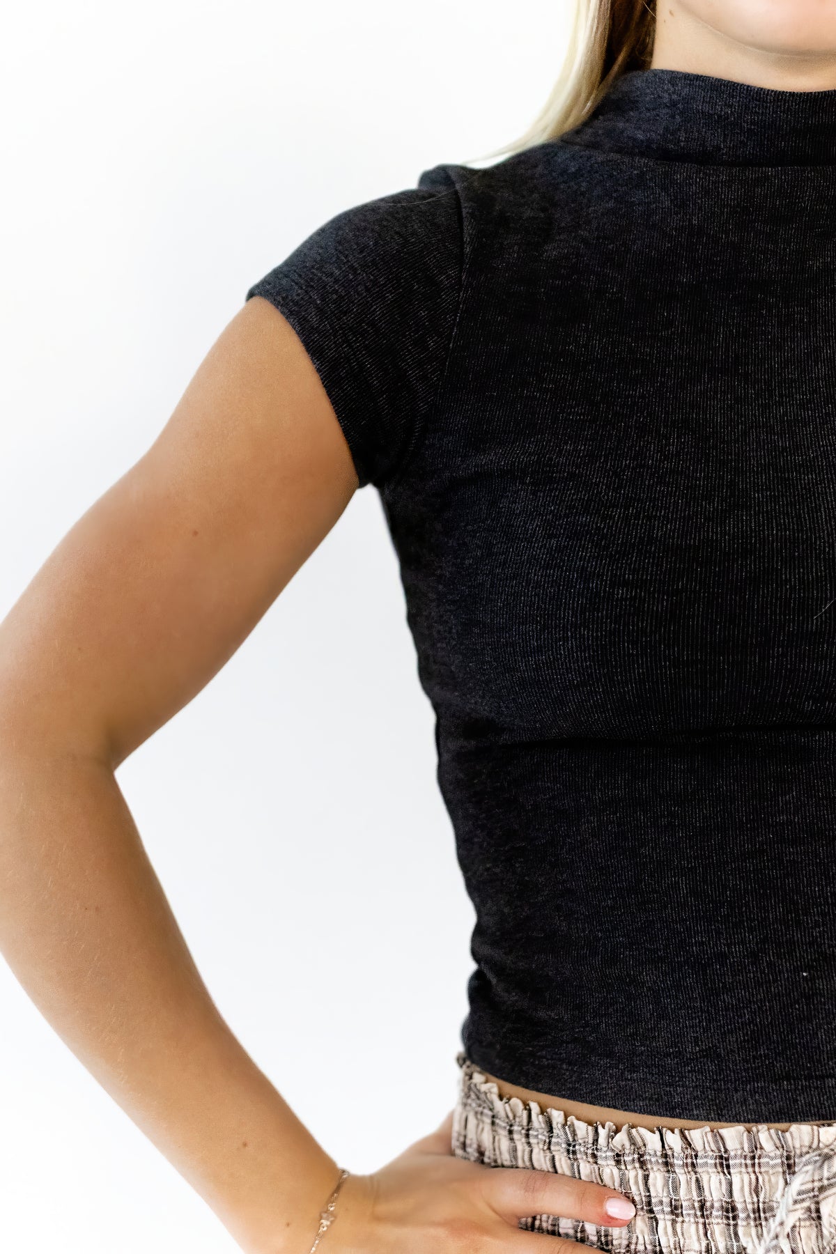 Willa Mock Neck Top