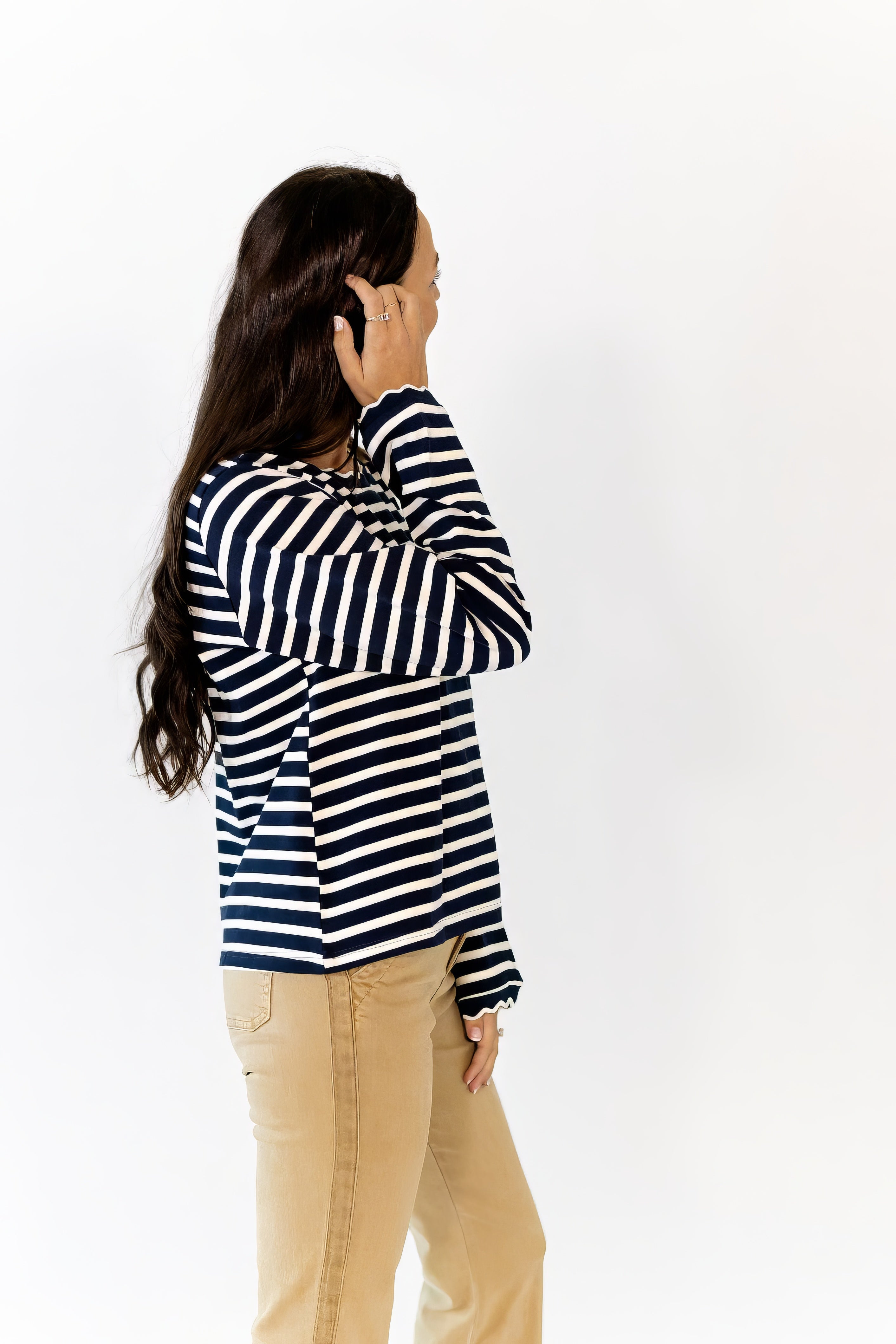 Laudine Scallop Detail Top