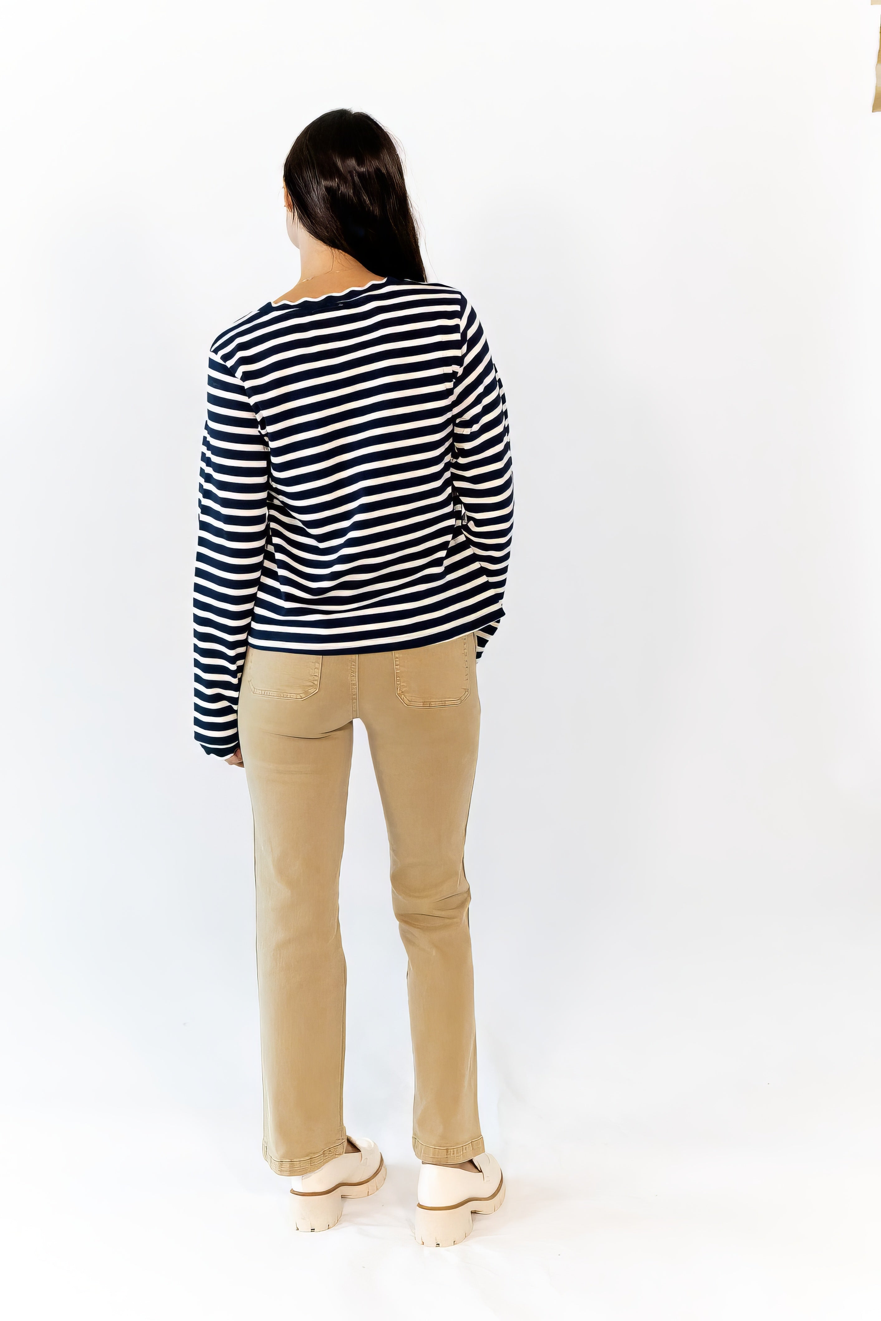 Laudine Scallop Detail Top