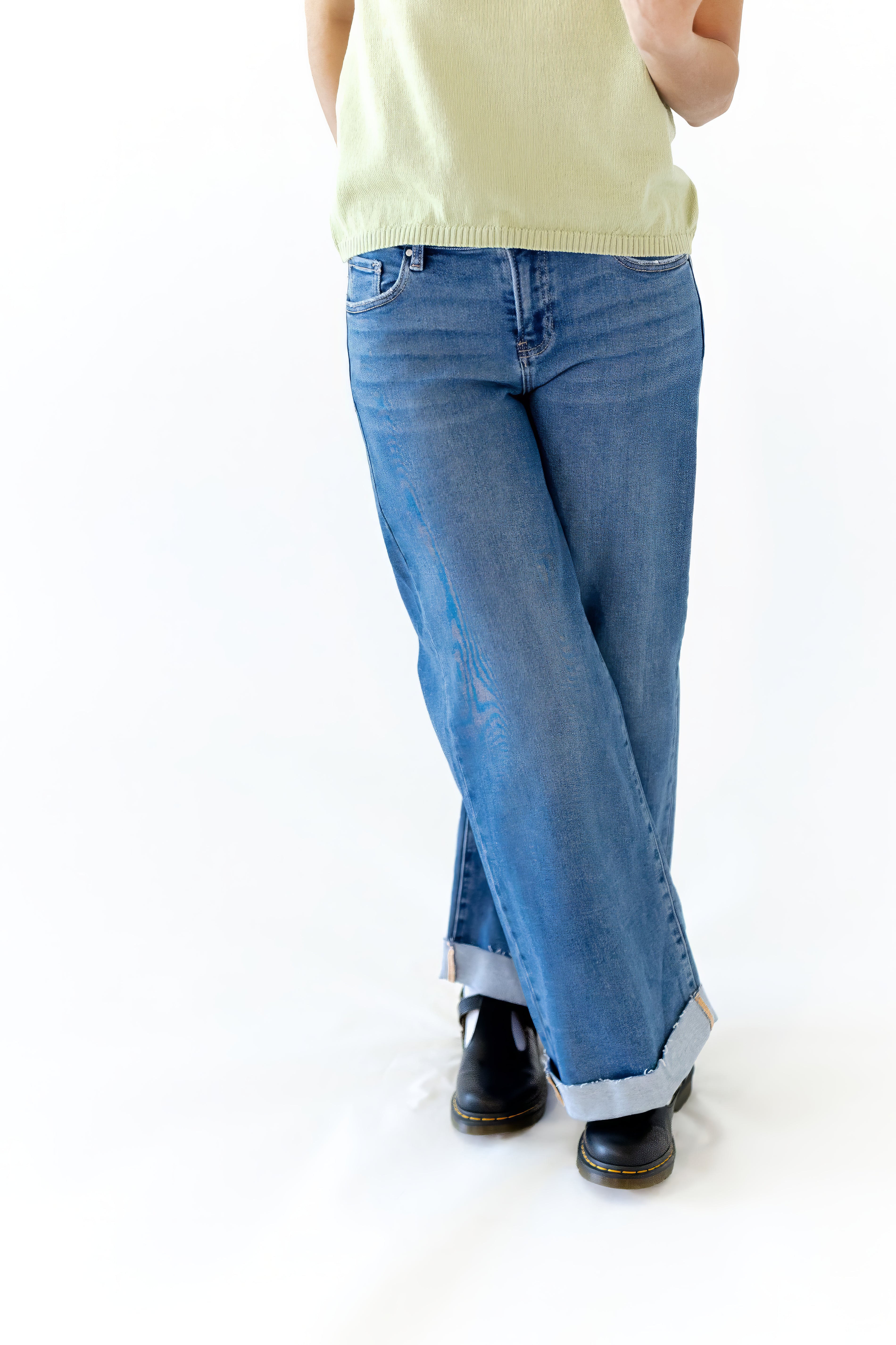 Kourt Low-Rise Cuffed Denim