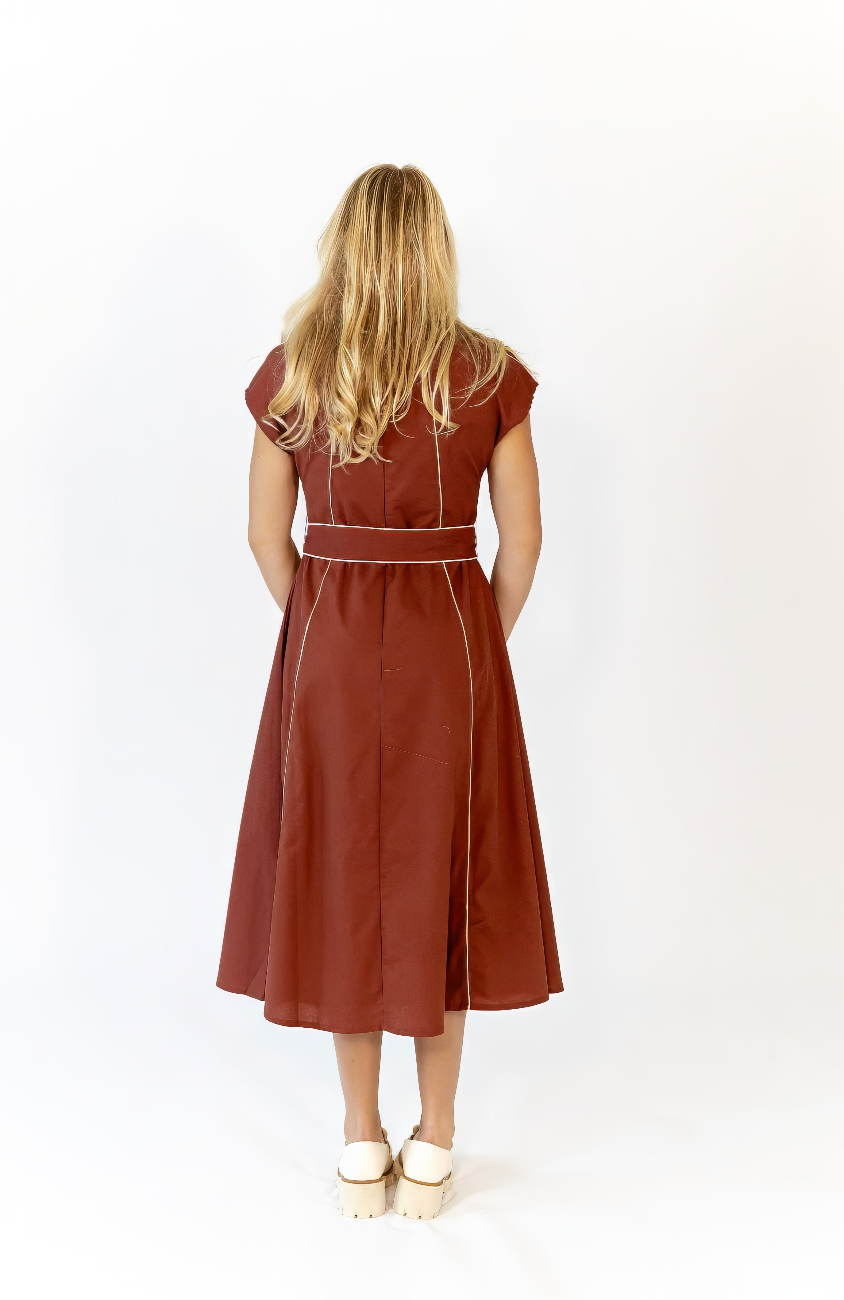 Havana Linen Dress · Maroon