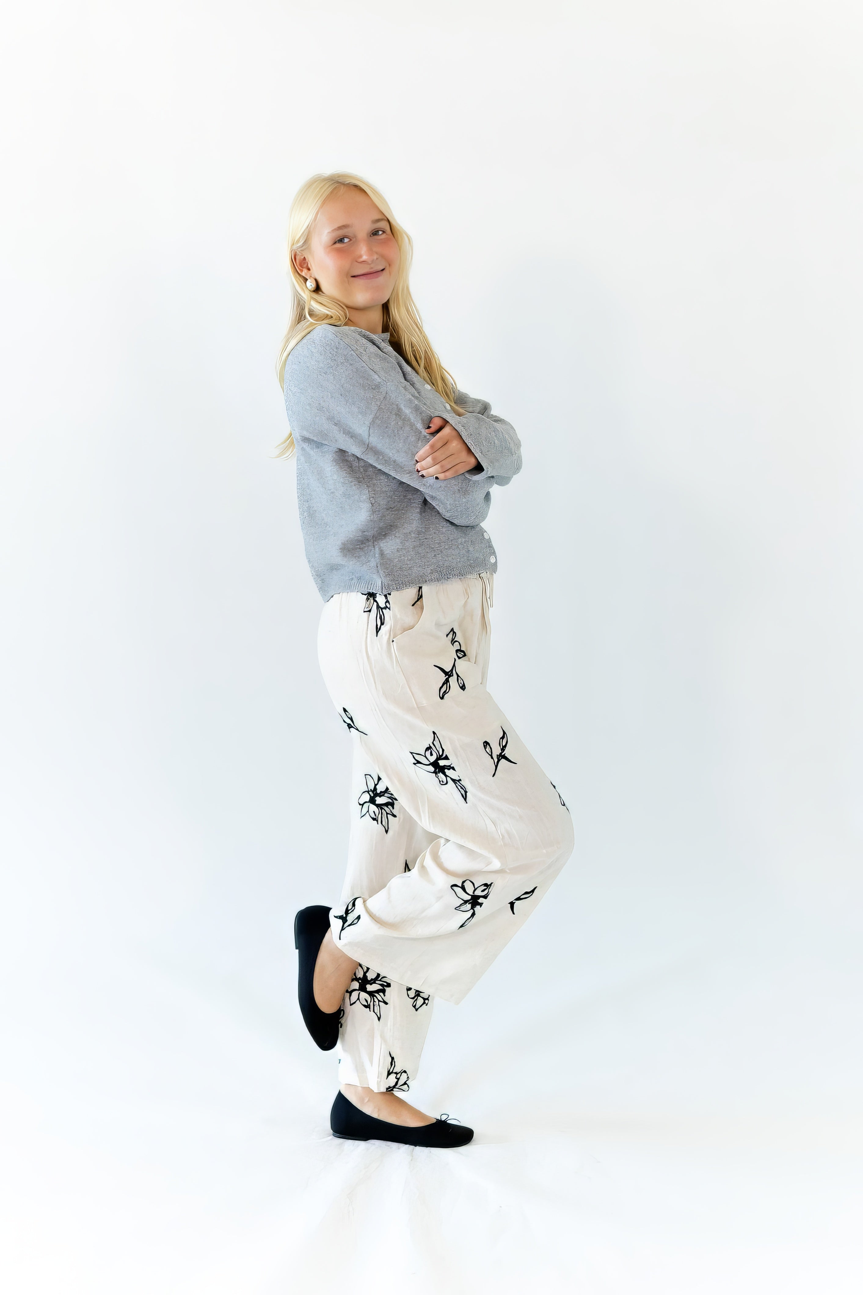 Vania Button Up Cardigan · Grey