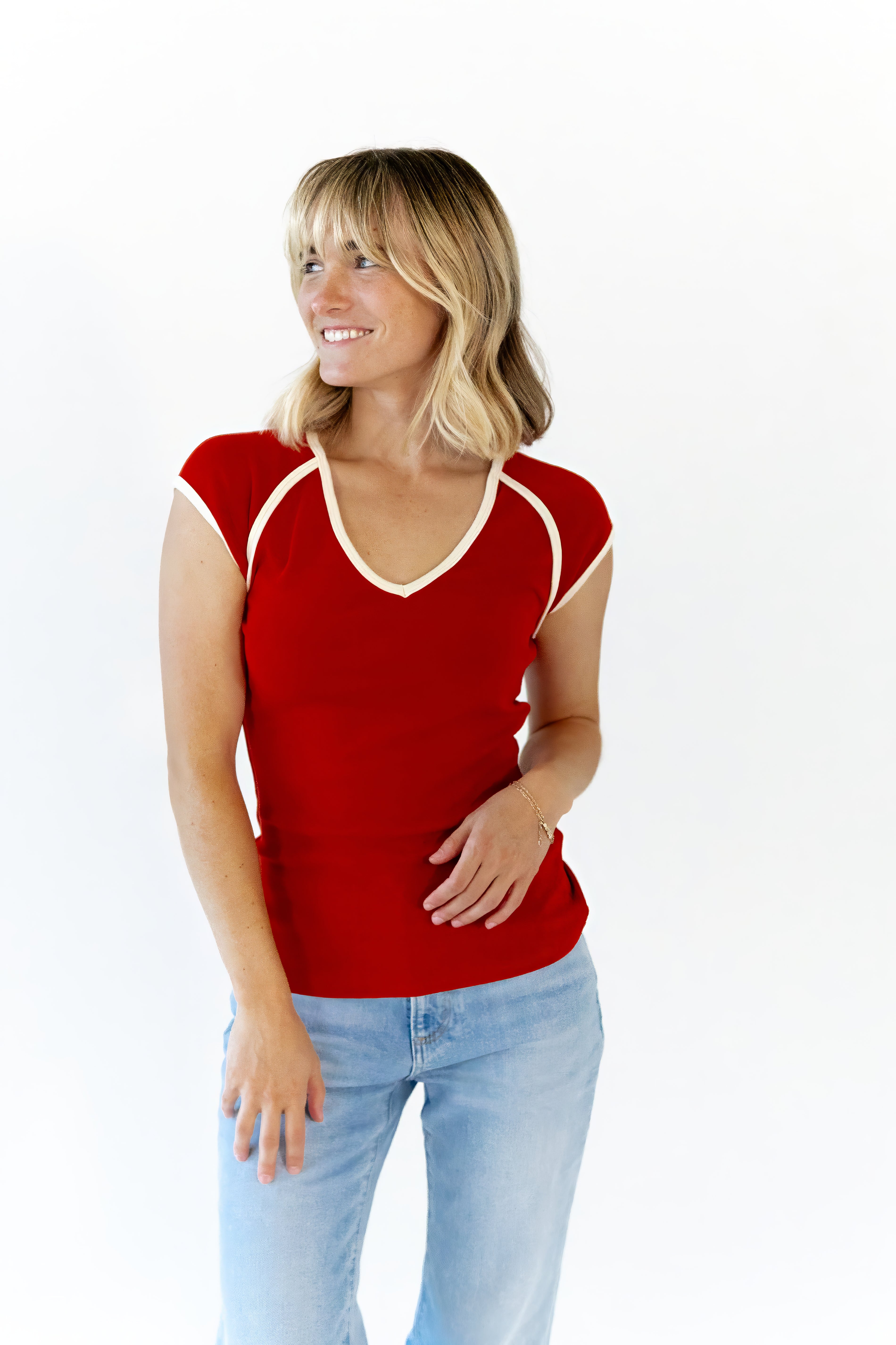 Bella Contrast Trim Tee · Red