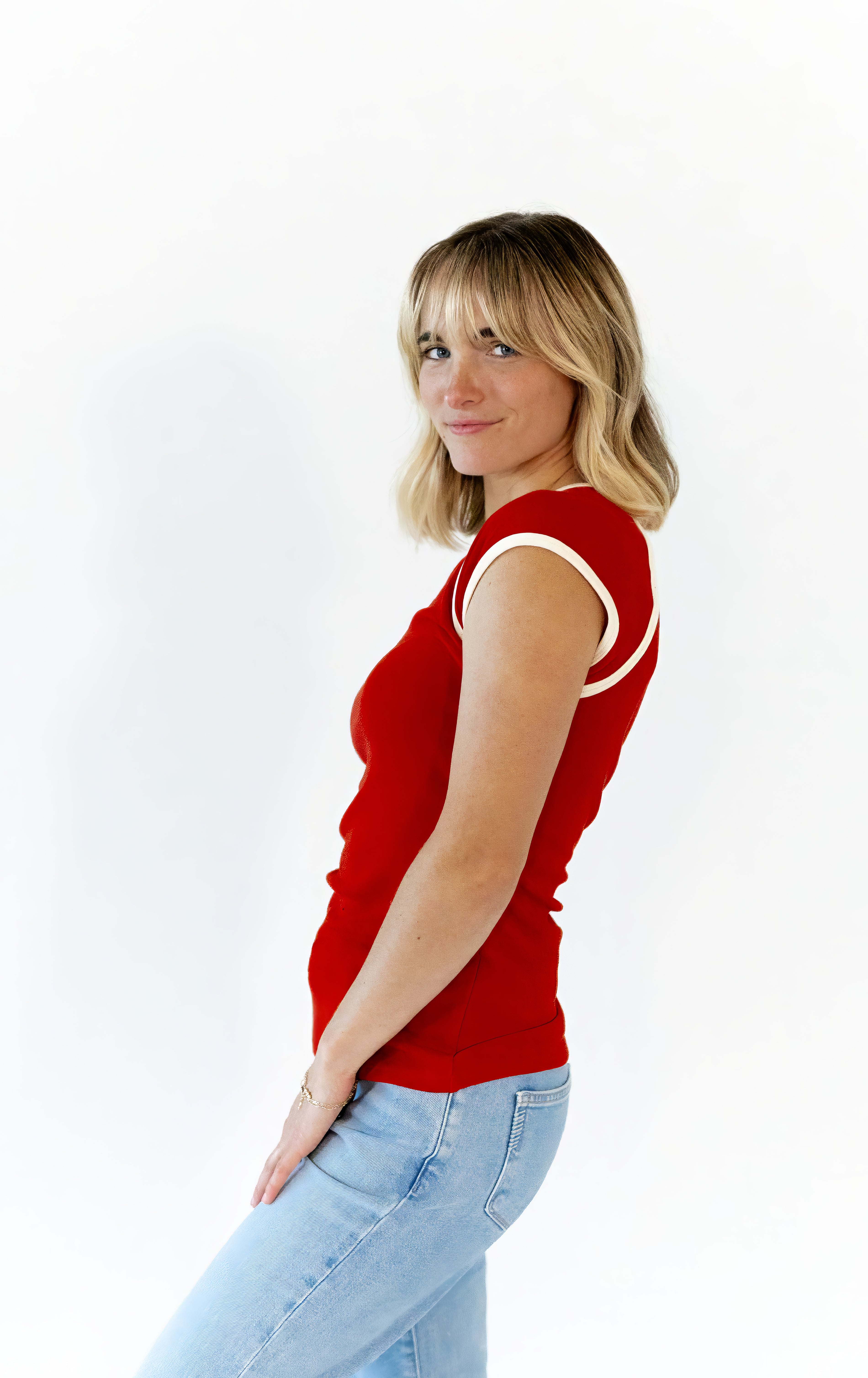 Bella Contrast Trim Tee · Red