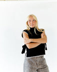 Paro Bow Detail Top