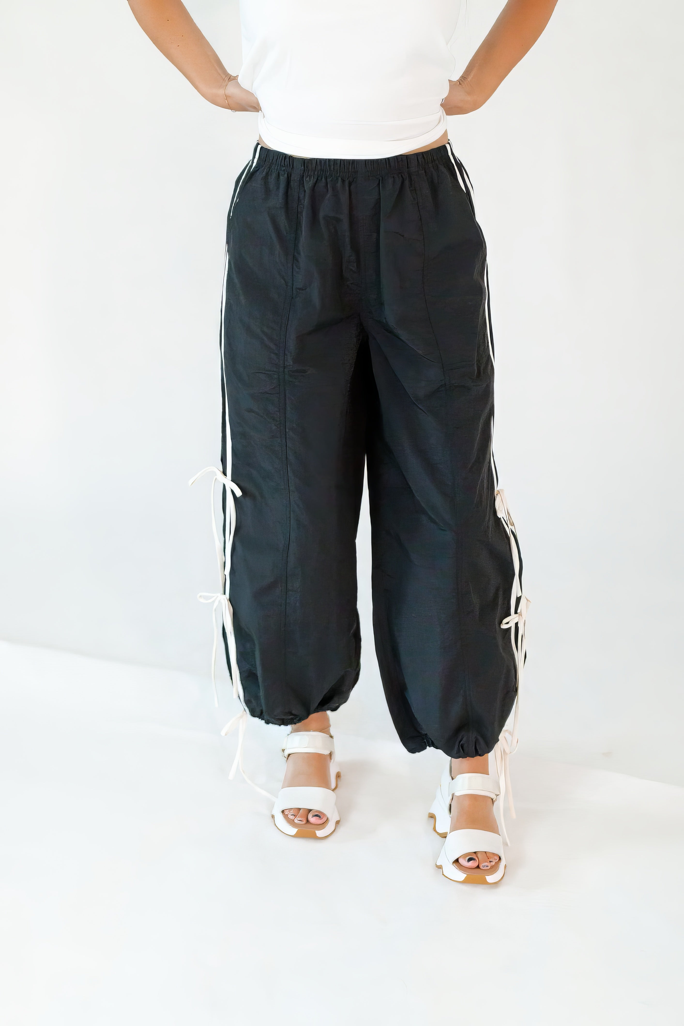 Jetson Side Tie Joggers