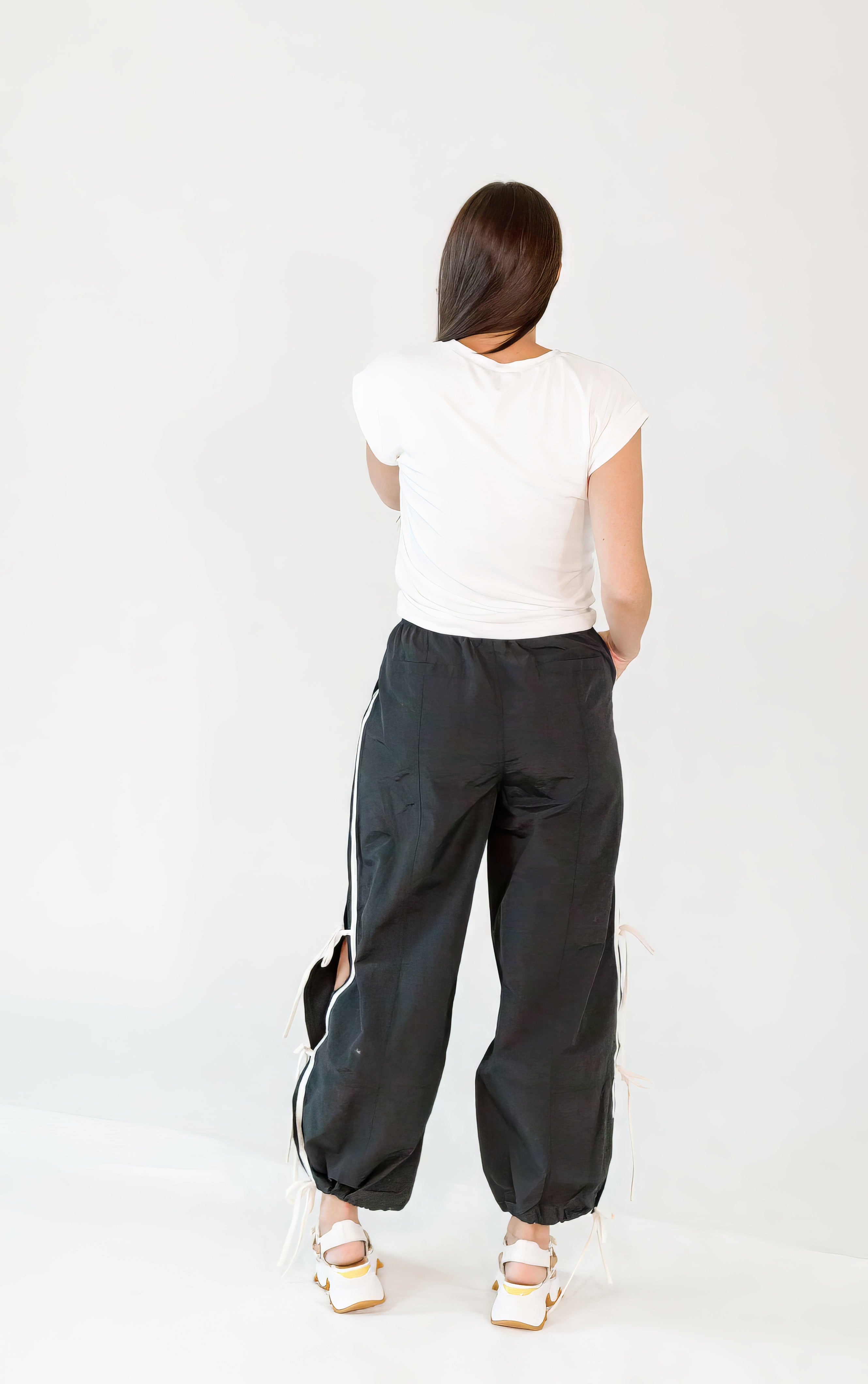 Jetson Side Tie Joggers