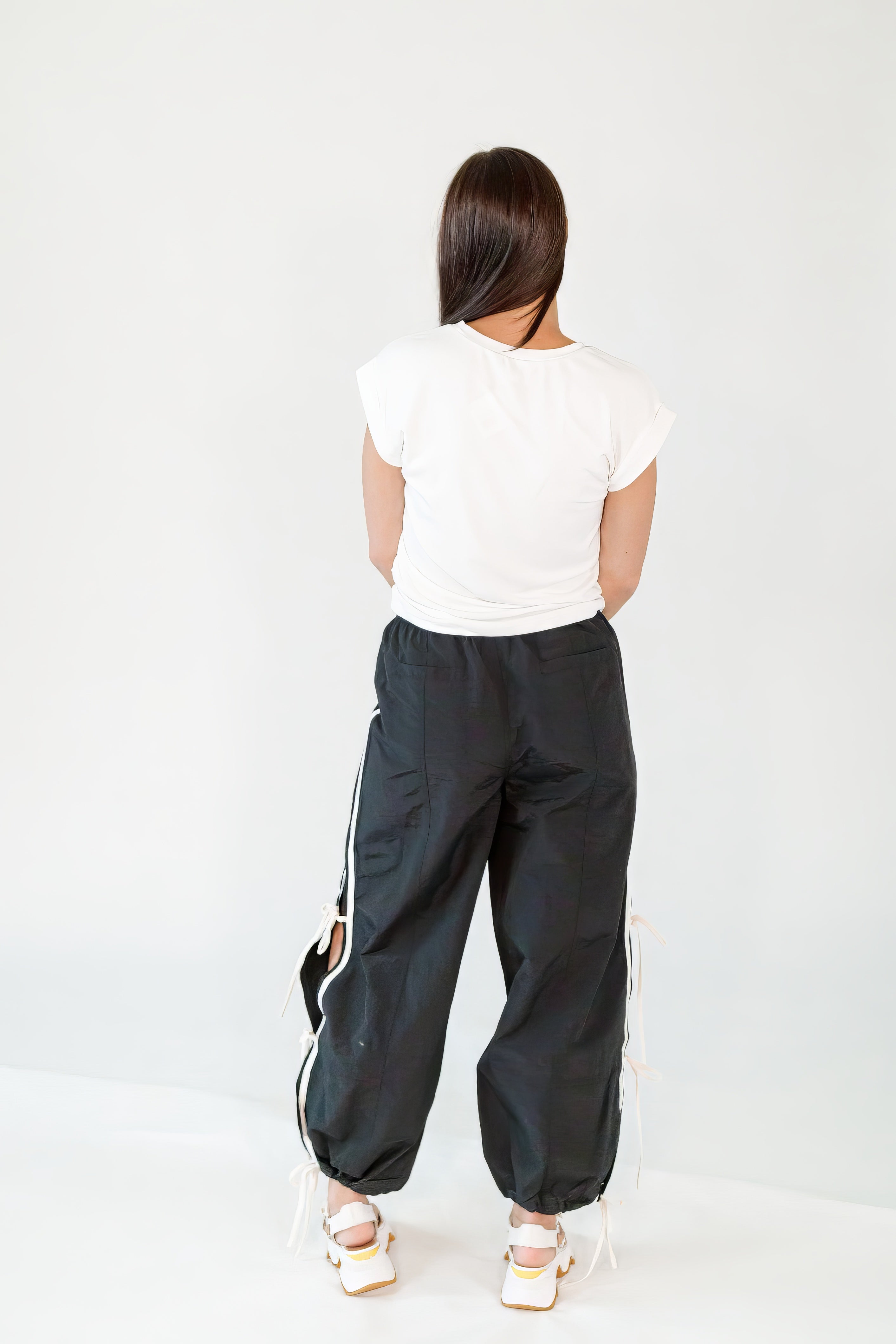 Jetson Side Tie Joggers