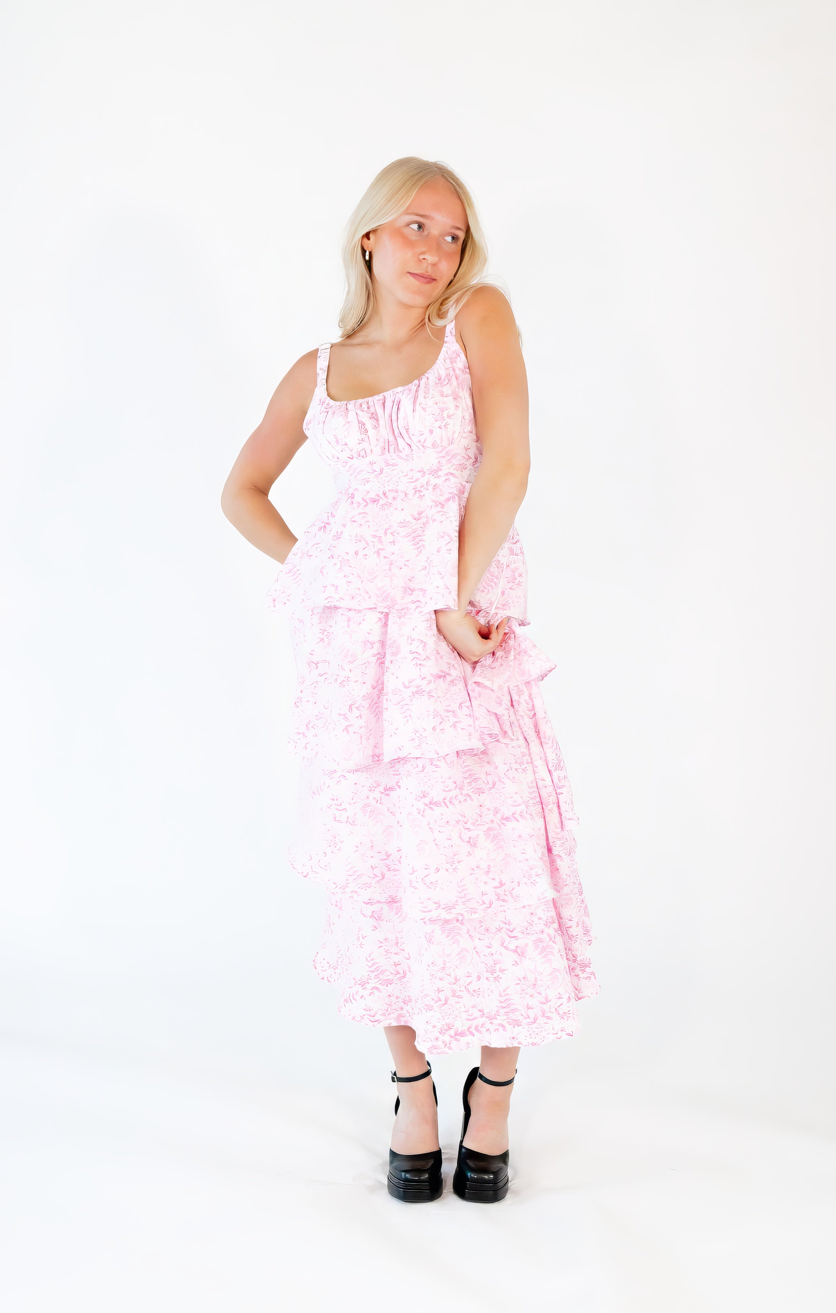 Venza Tiered Maxi Dress・Pink