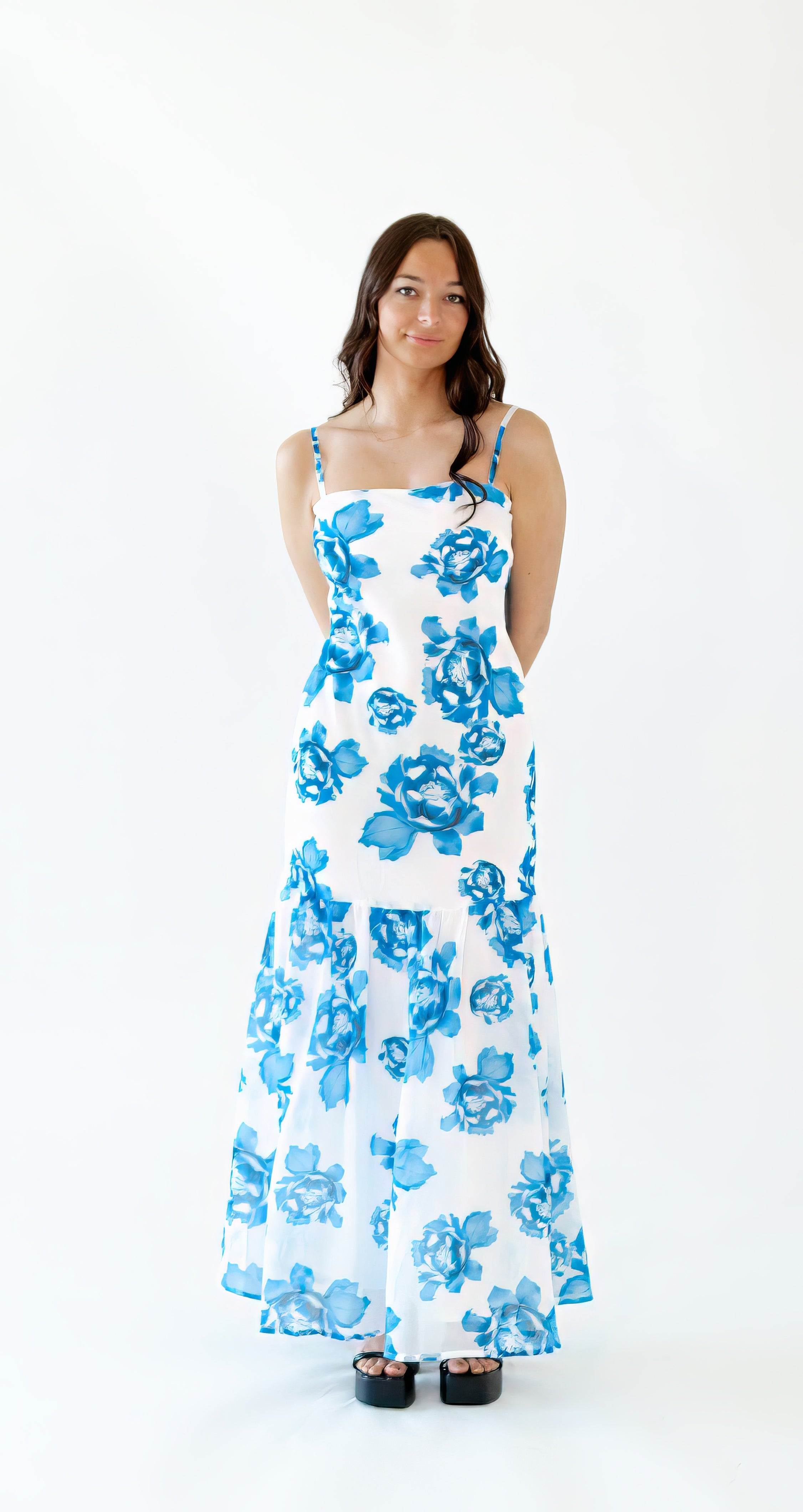 Wylie Floral Drop Hem Maxi Dress・Blue