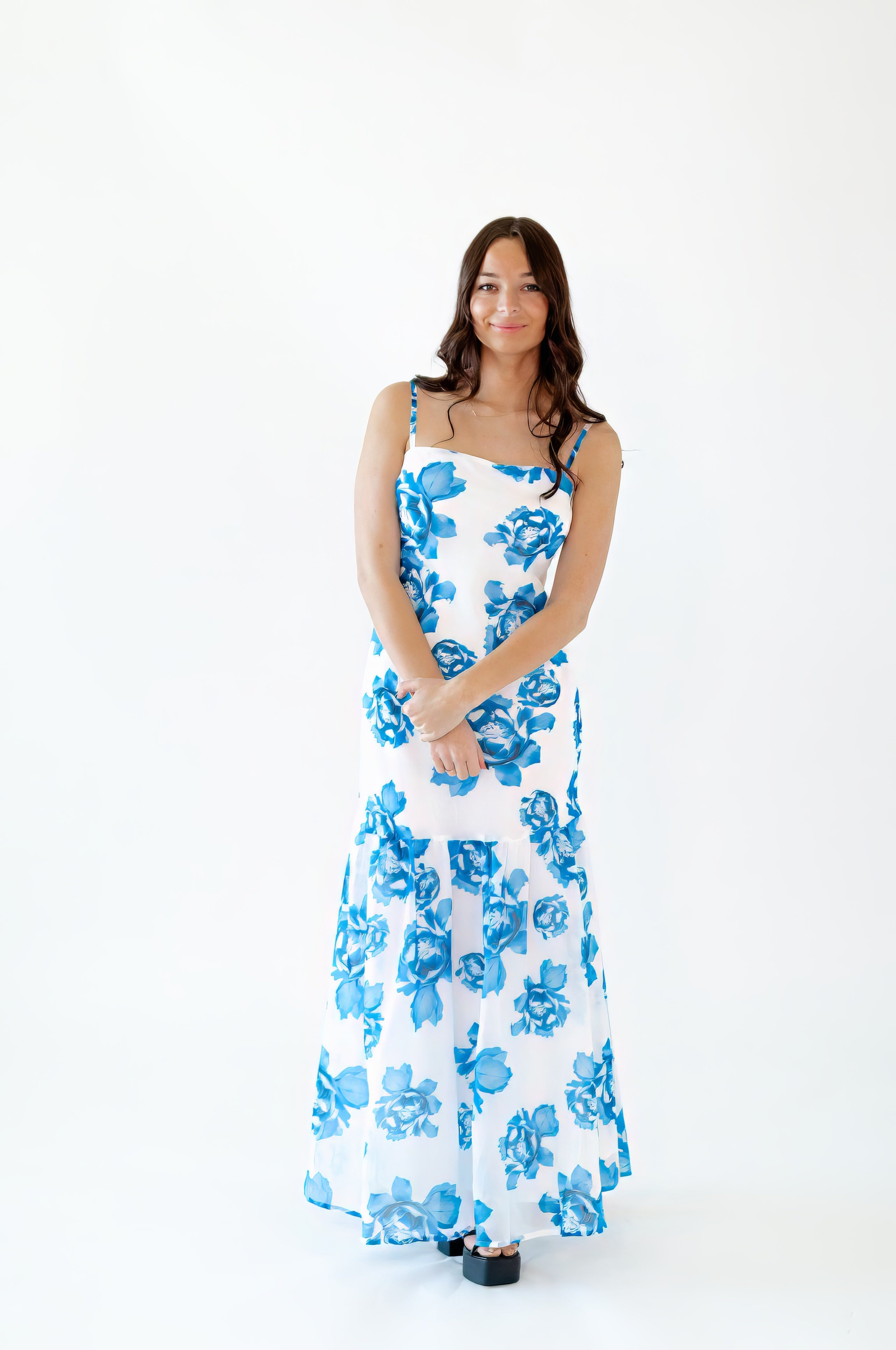 Wylie Floral Drop Hem Maxi Dress・Blue