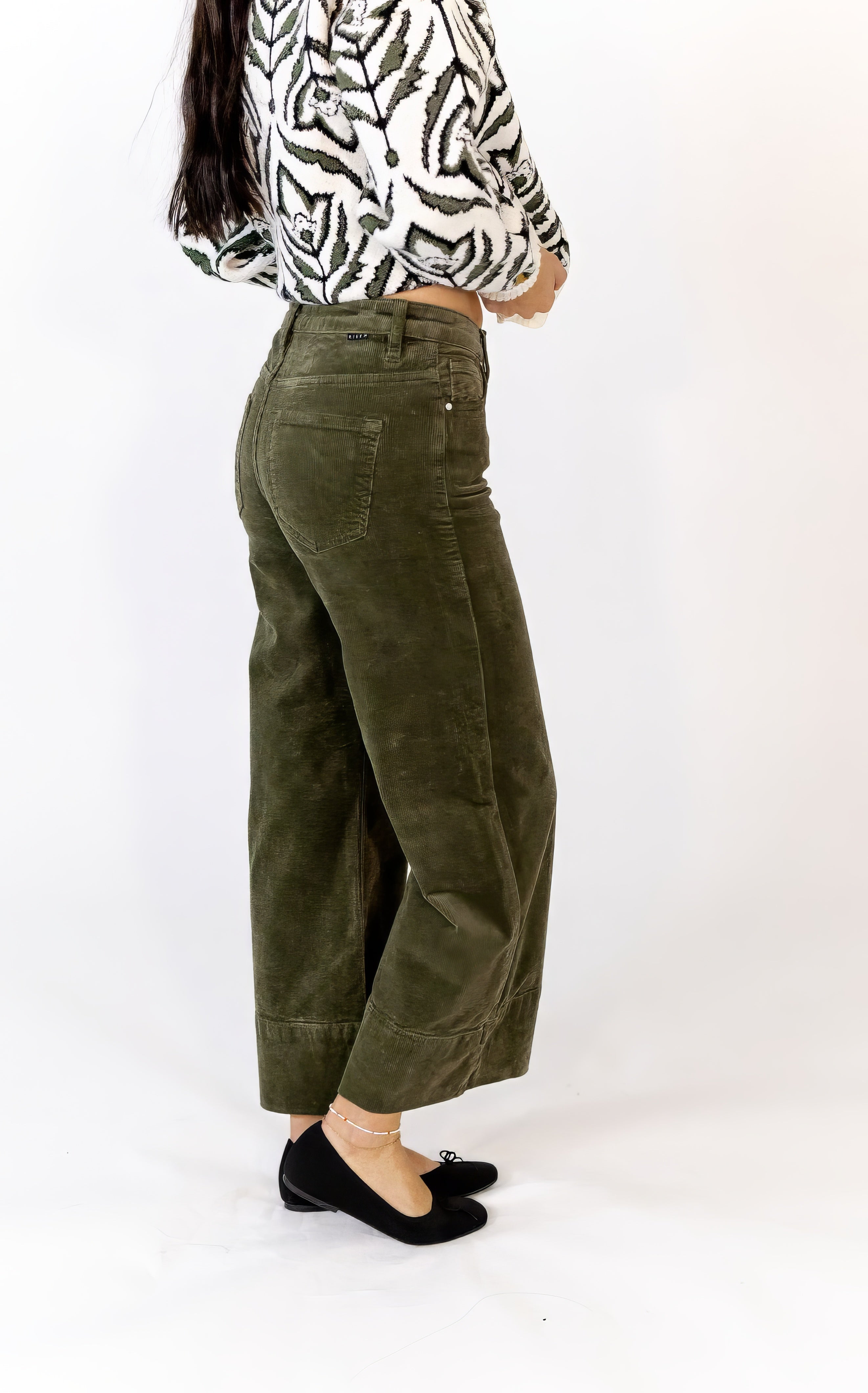 Anden Corduroy Cuffed Pants