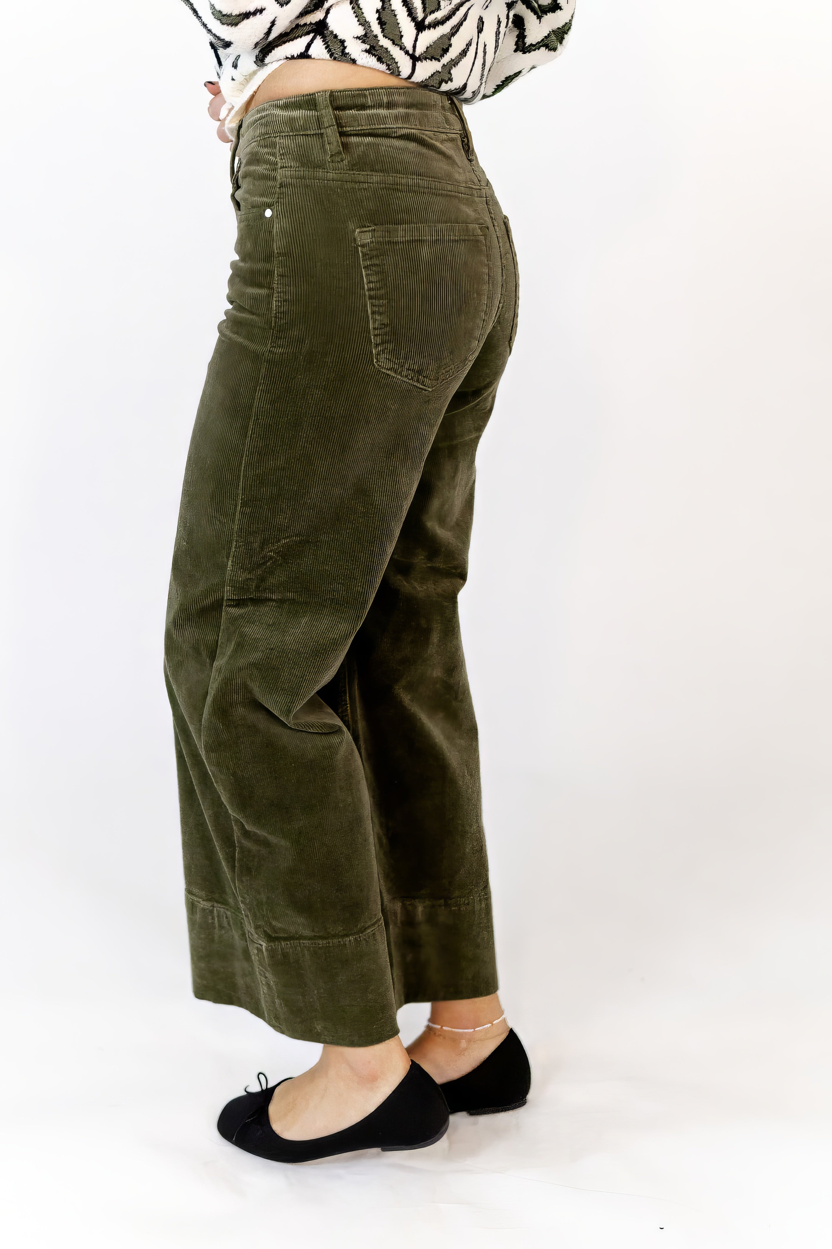 Anden Corduroy Cuffed Pants