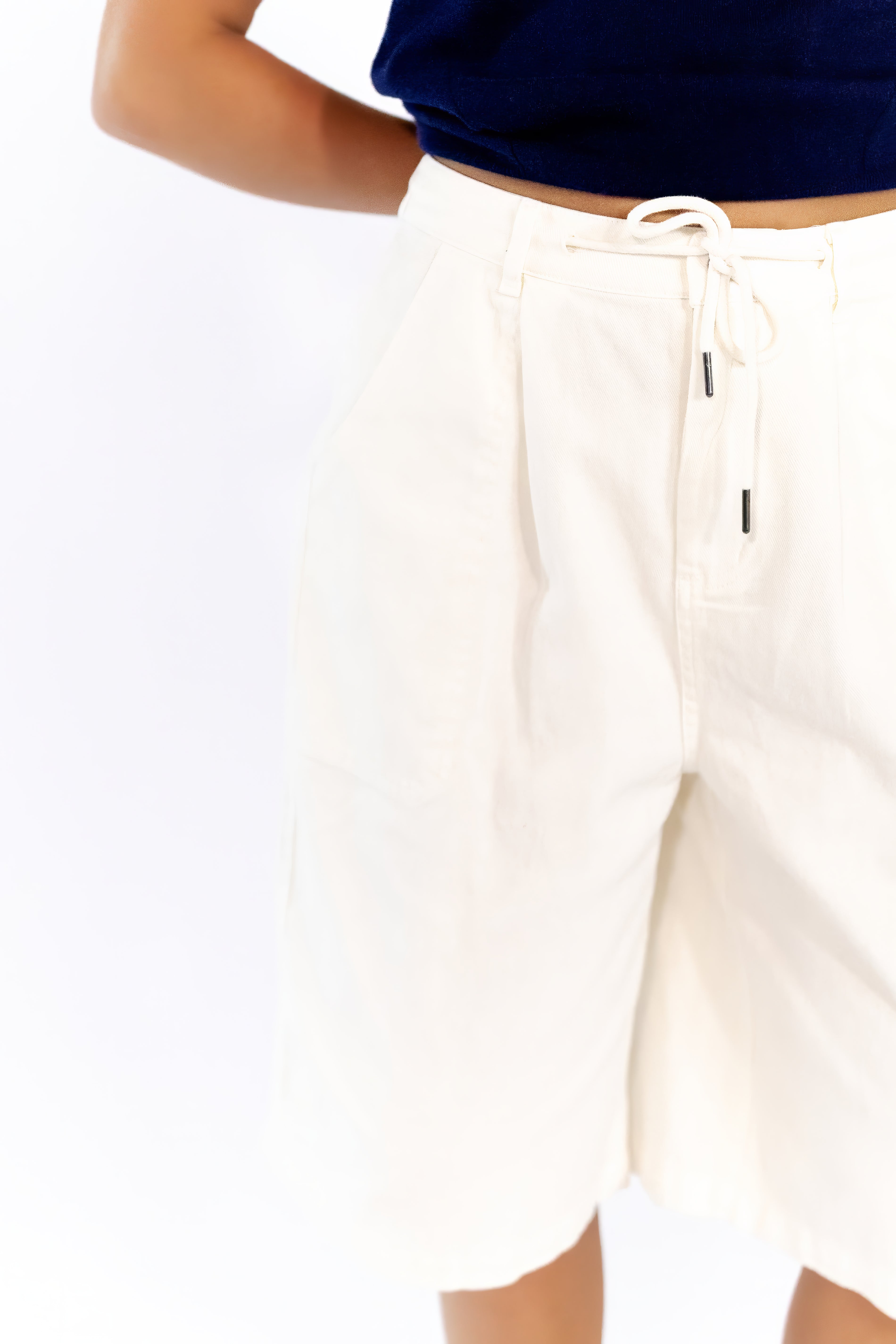 Tiegan Cotton Jorts · White