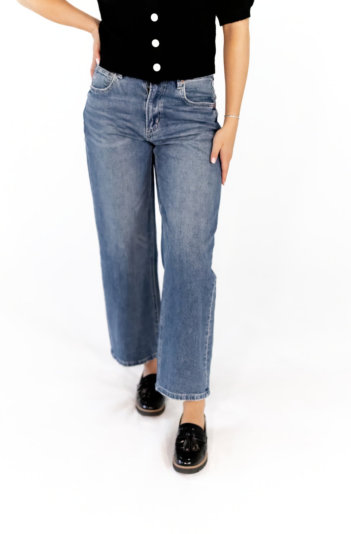 Veronica Mid-Wash Denim