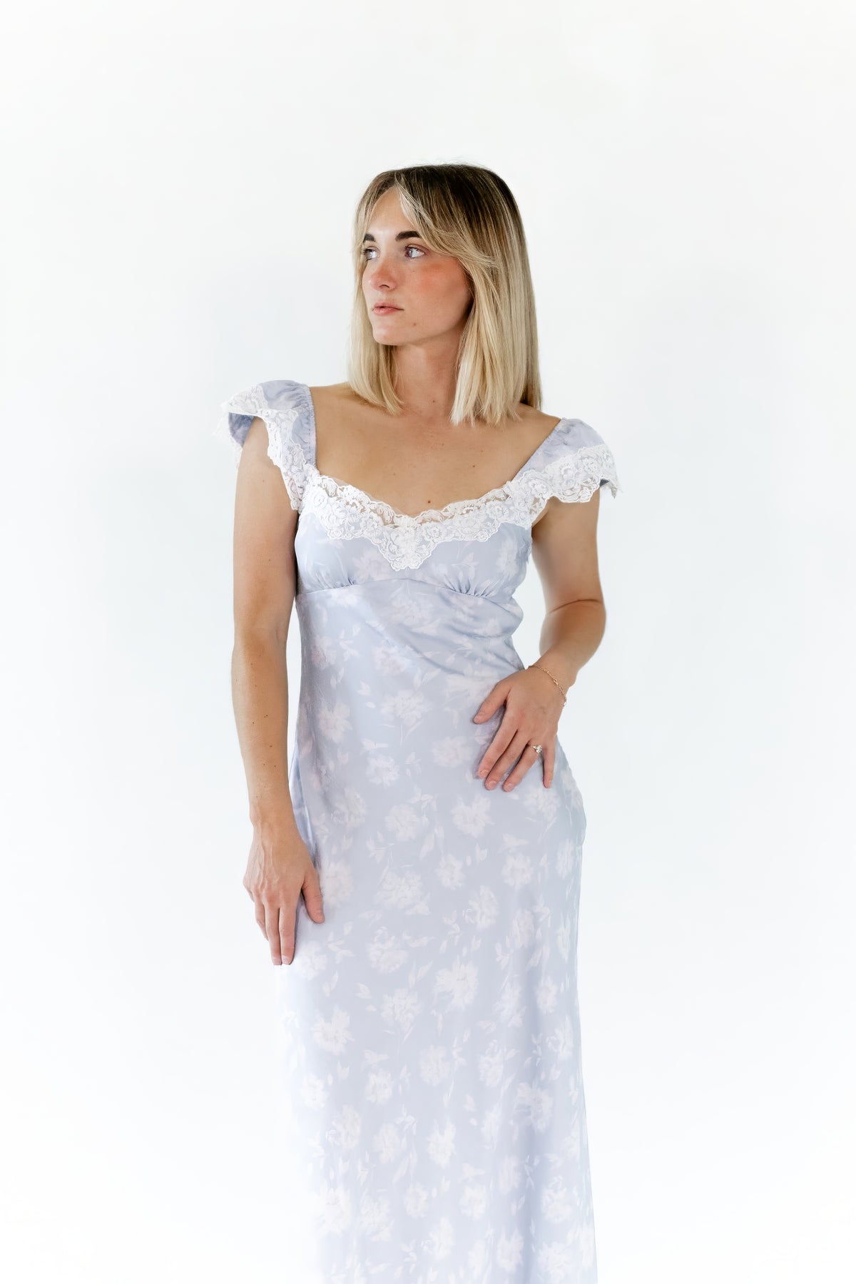 Ismelle Lace Detail Dress