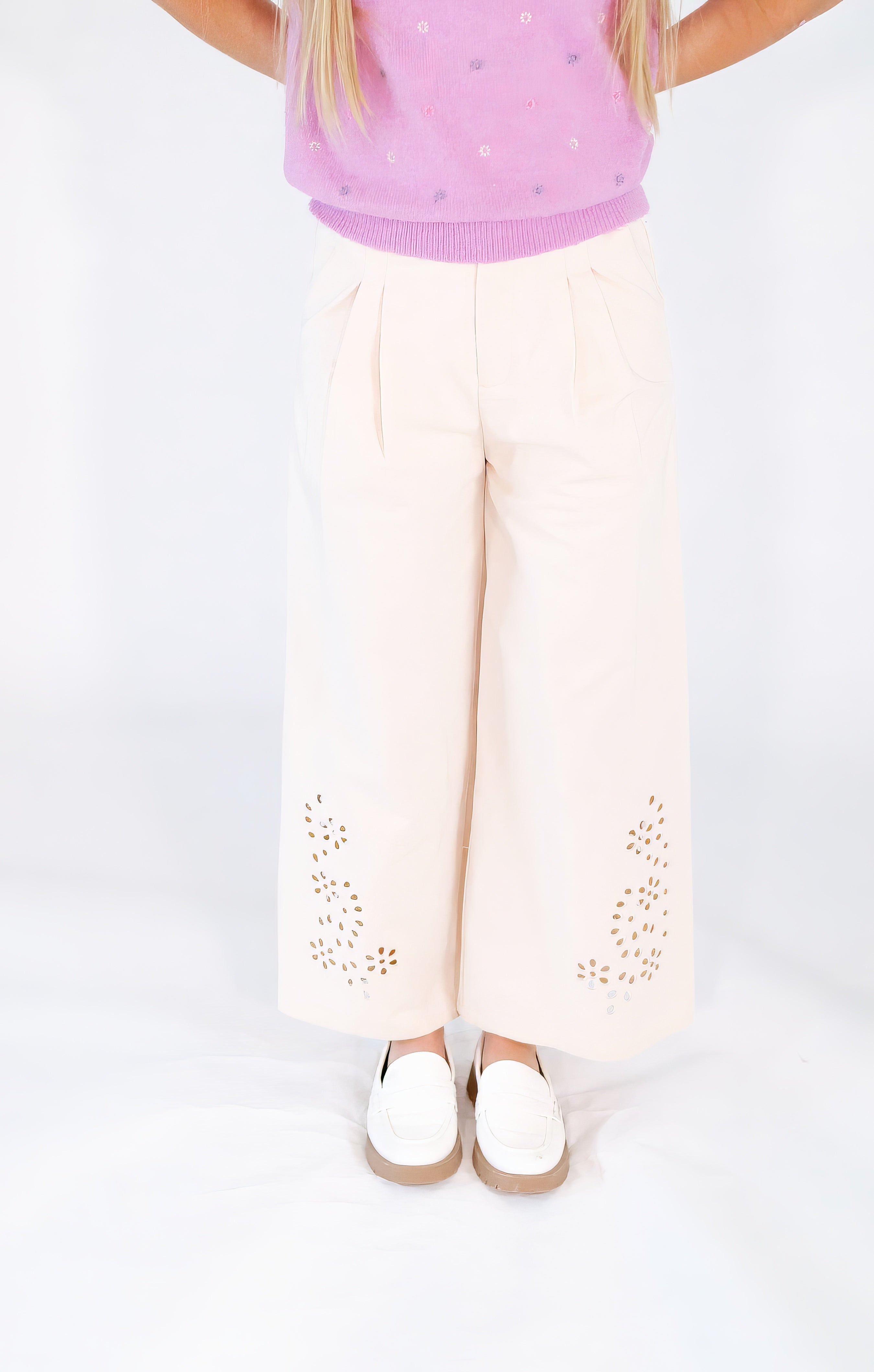 Gilly Eyelet Hem Pants