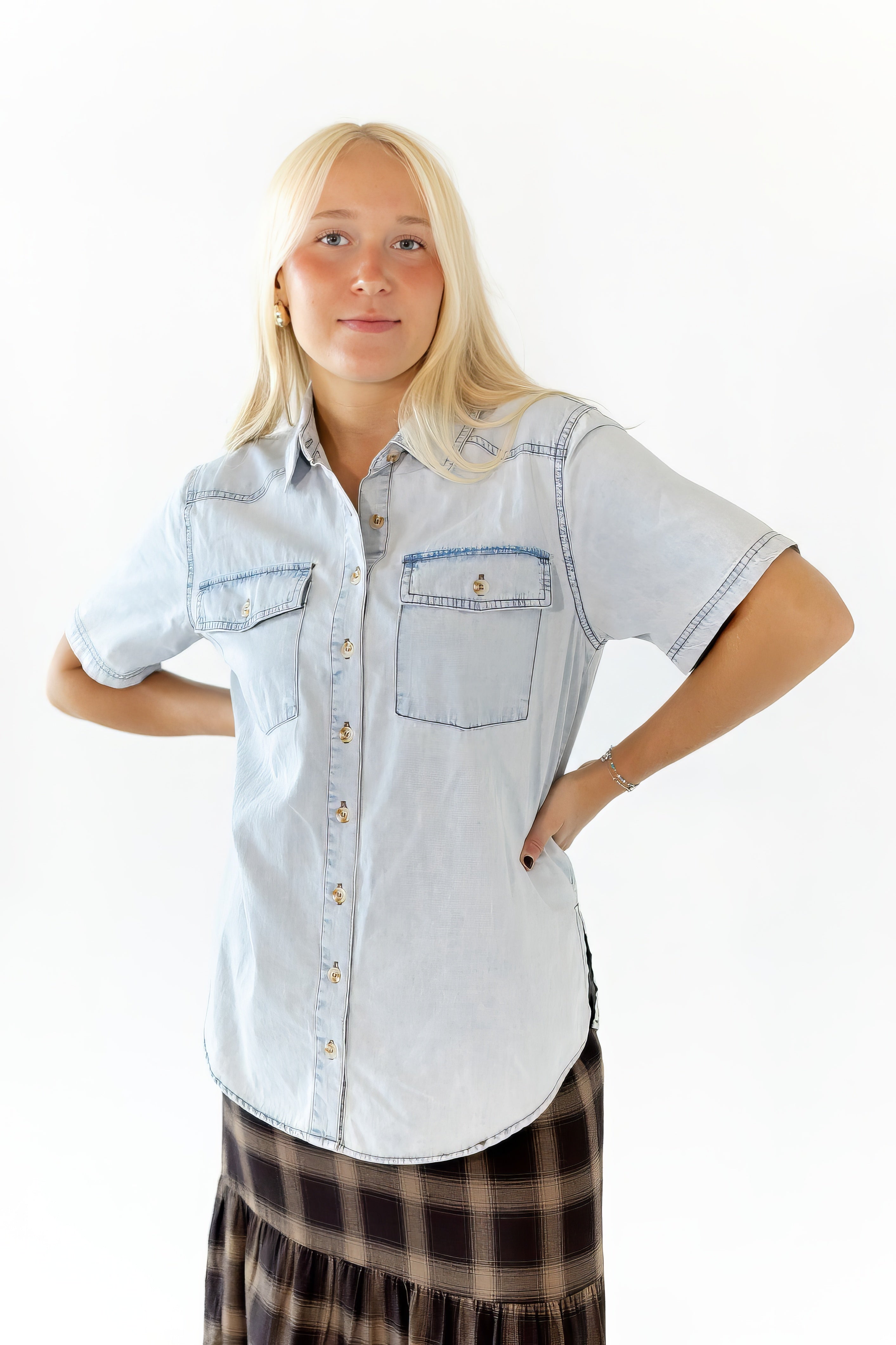 Rodes Chambray Button Up