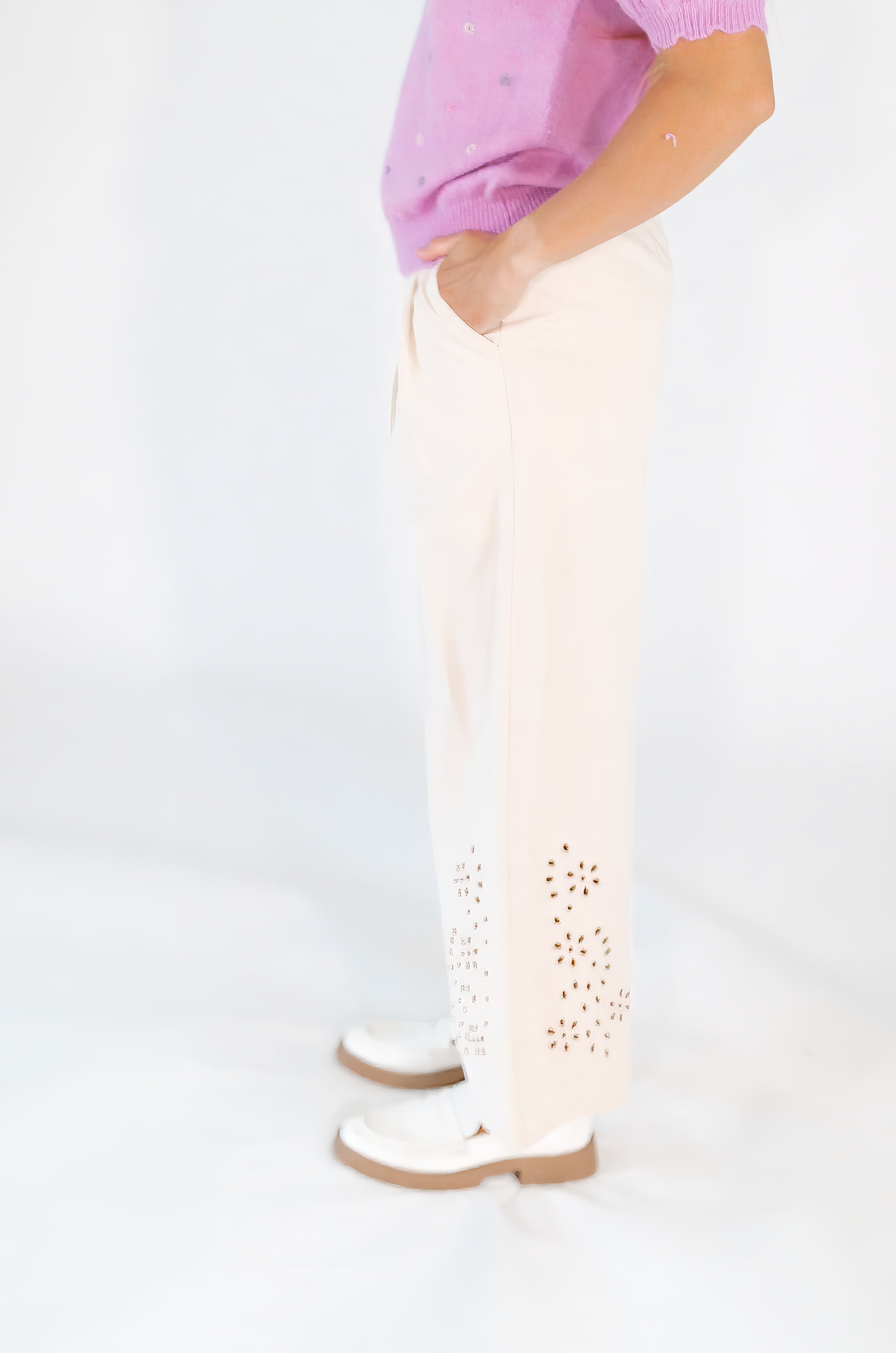 Gilly Eyelet Hem Pants