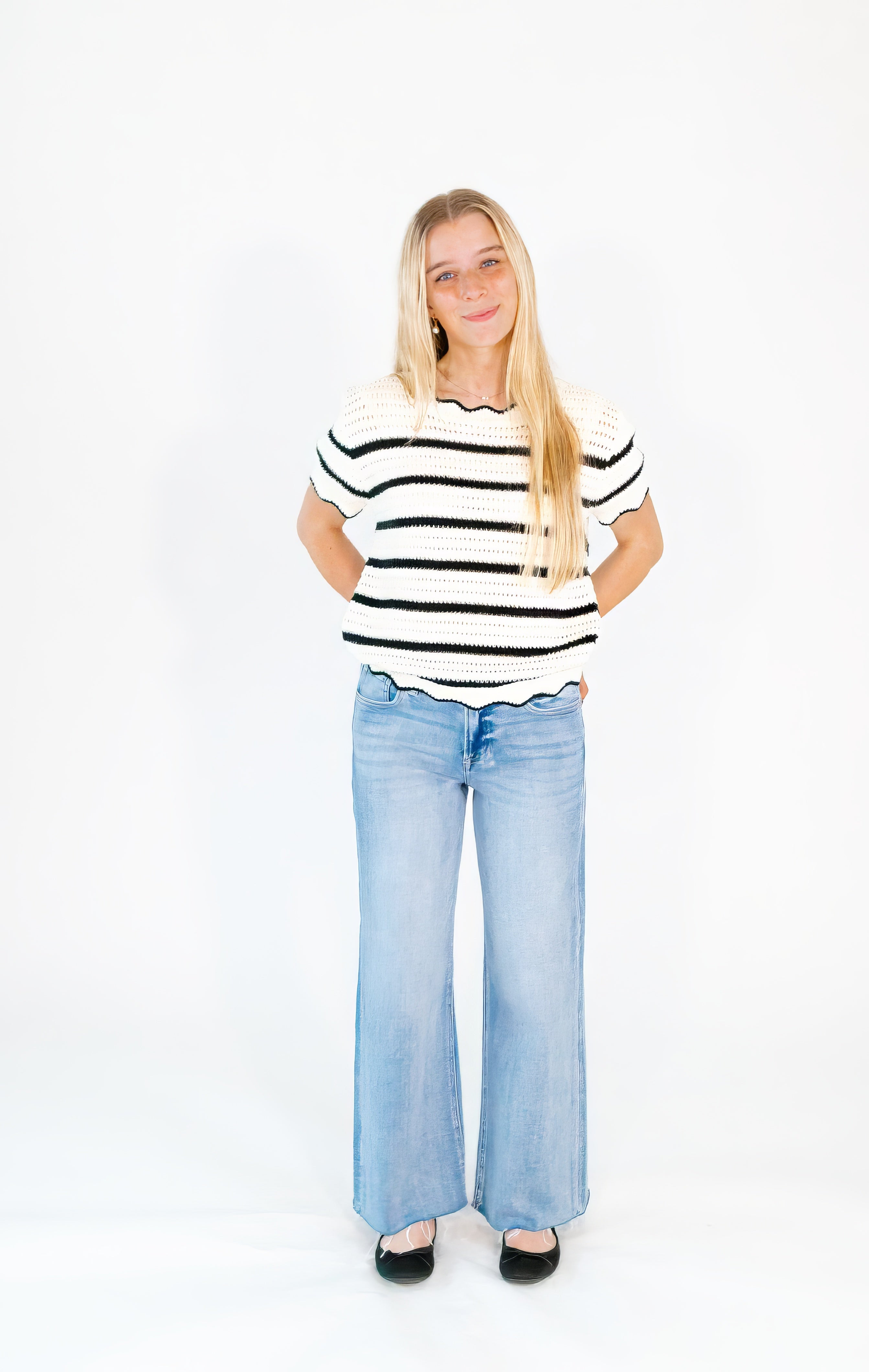 Bennie Crochet Scalloped Top