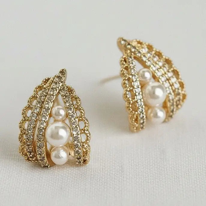 Vintage Palace Style Lace Pearl Earrings
