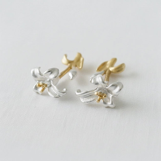 Vintage Inspired Two-Tone Flower Earrings
