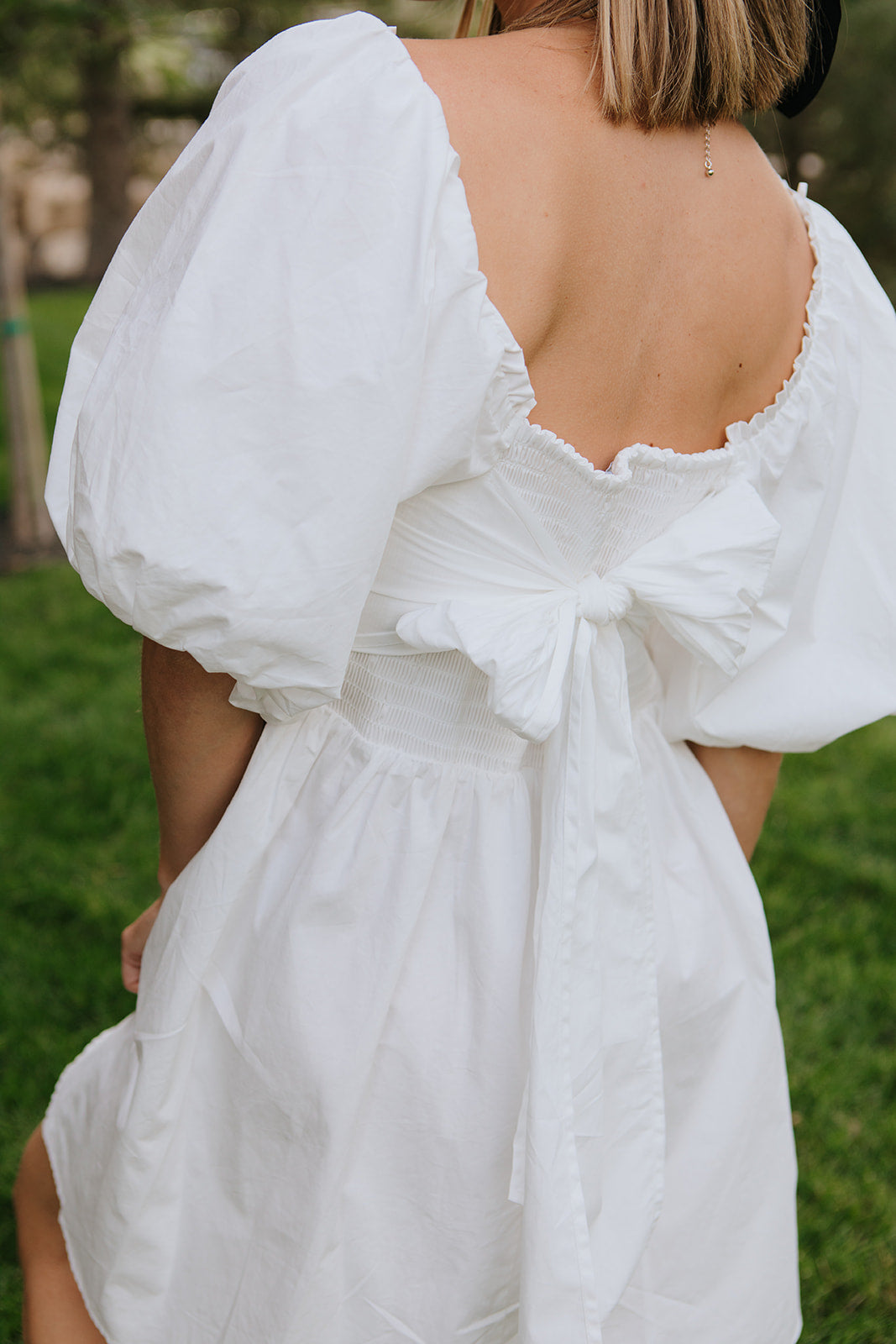 Eloise Bow Back Dress・White ★ Restocked